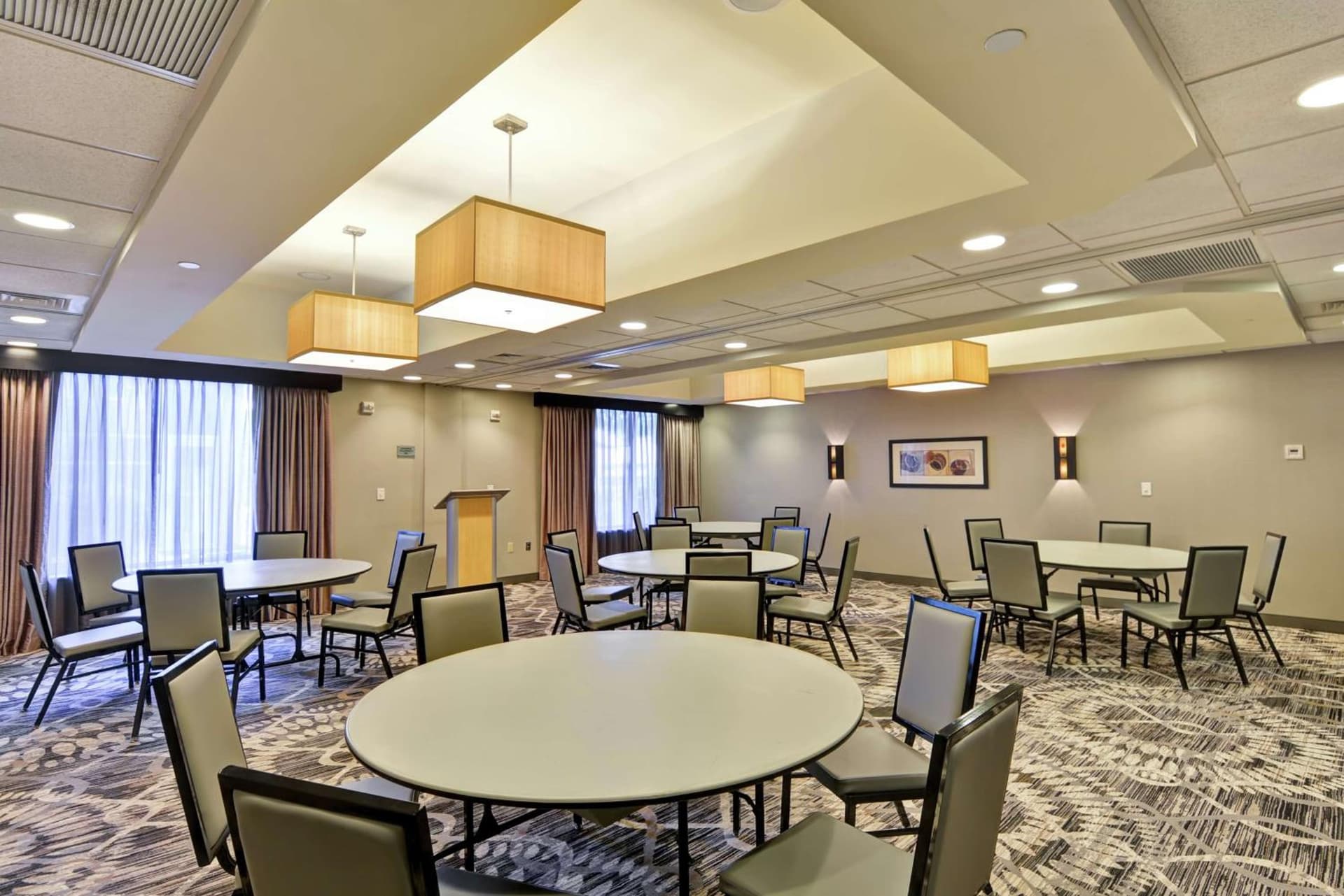 DoubleTree by Hilton Hotel Baton Rouge gallery photo in Baton Rouge, LA — image 18