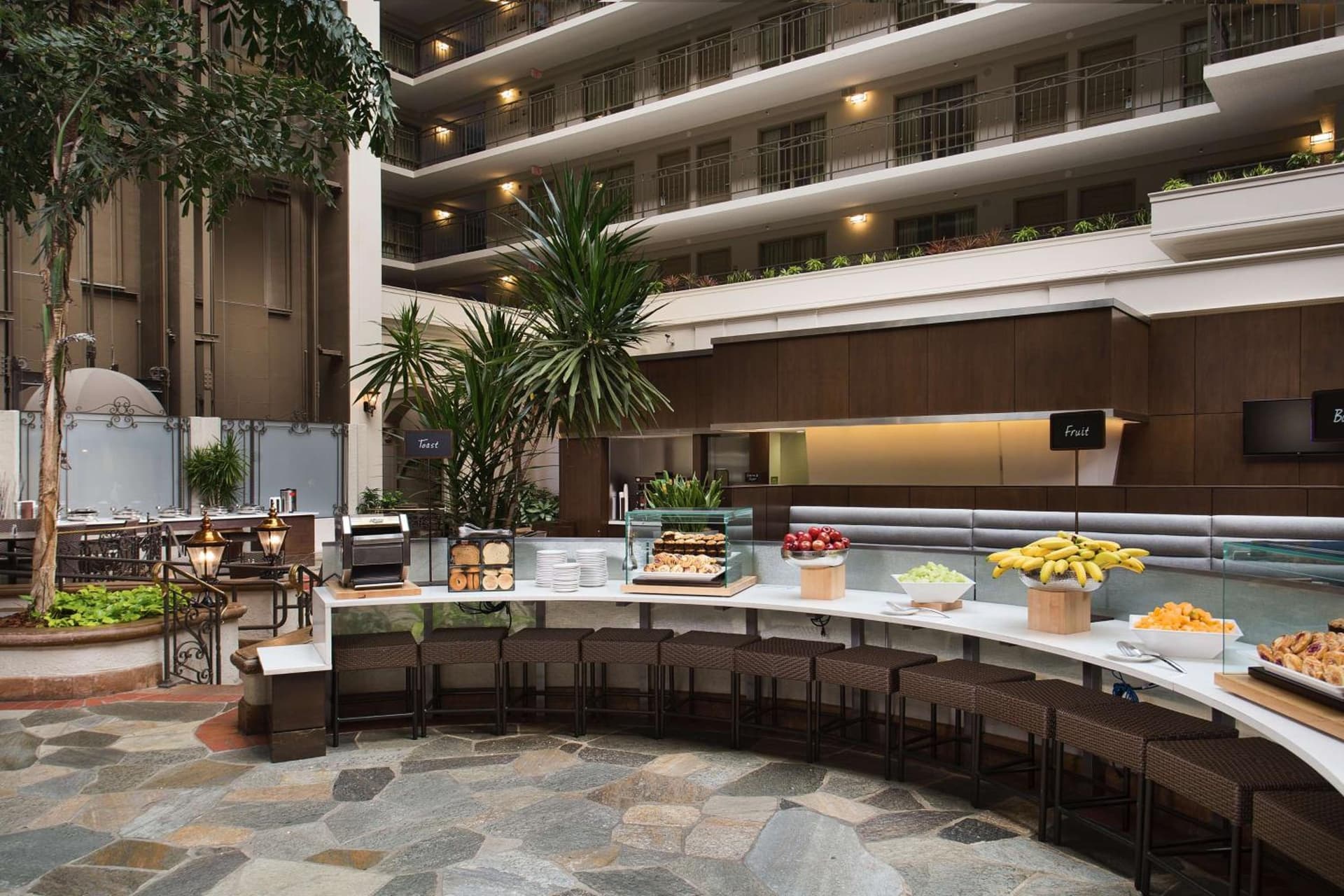 Embassy Suites San Francisco Airport Waterfront gallery photo in Burlingame, CA — image 19