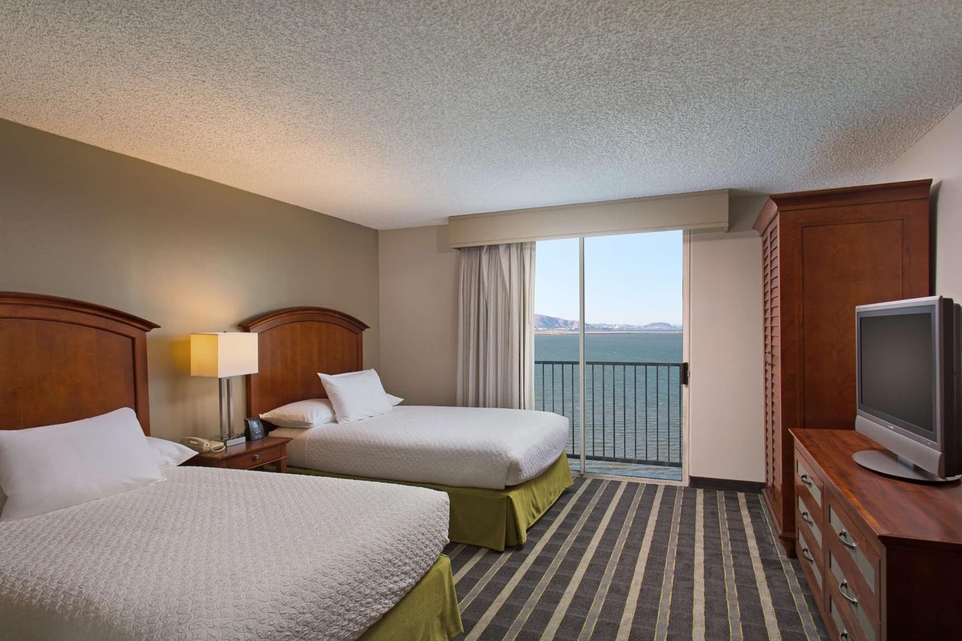 Embassy Suites San Francisco Airport Waterfront gallery photo in Burlingame, CA — image 30