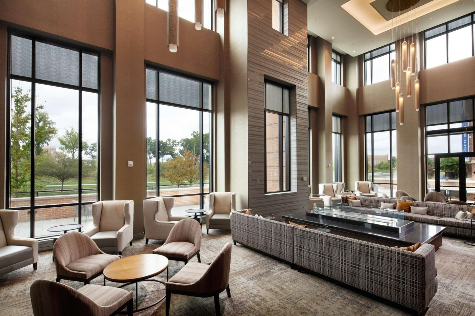 Embassy Suites by Hilton South Bend gallery photo in South Bend, IN — image 8