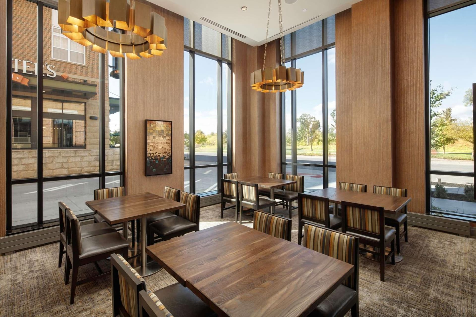 Embassy Suites by Hilton South Bend gallery photo in South Bend, IN — image 16