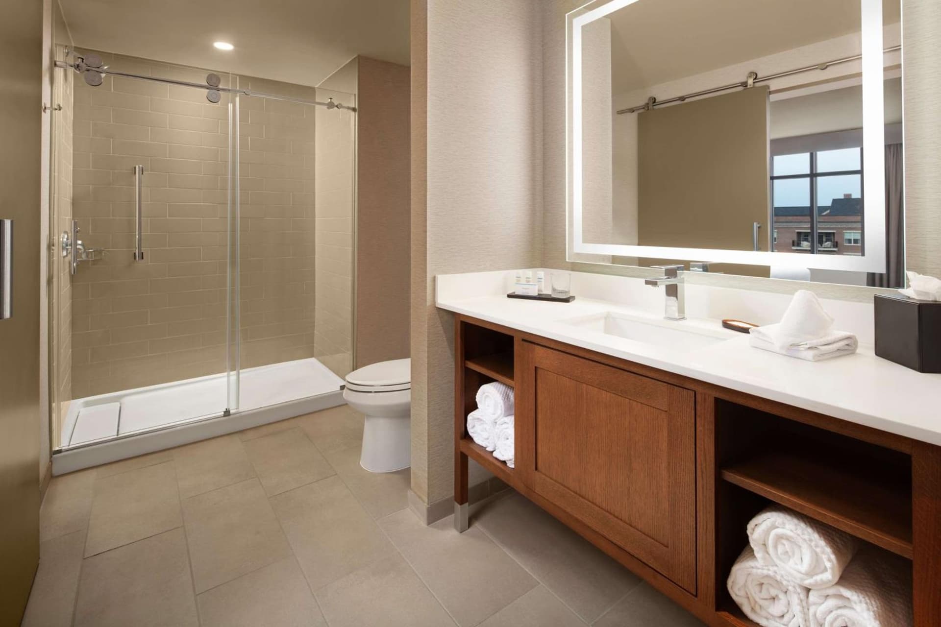 Embassy Suites by Hilton South Bend gallery photo in South Bend, IN — image 25