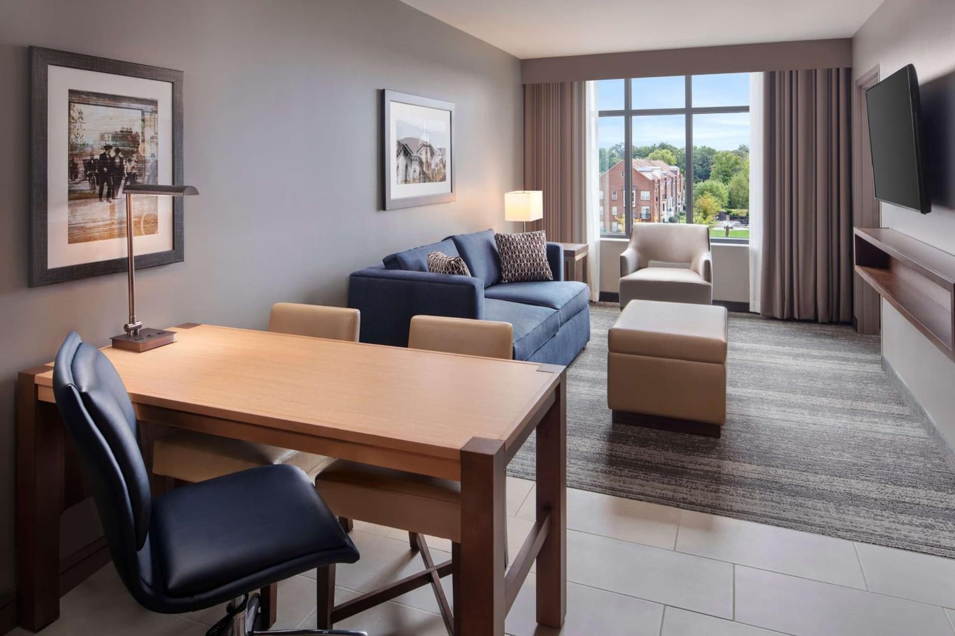Embassy Suites by Hilton South Bend gallery photo in South Bend, IN — image 37