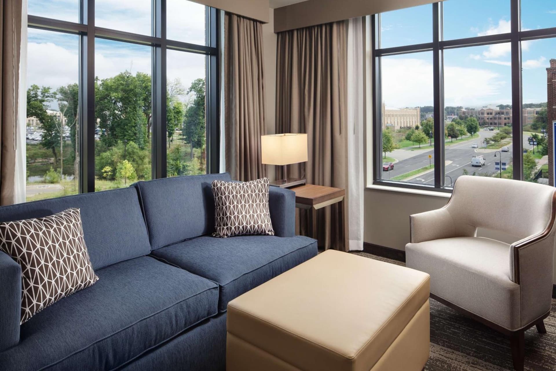 Embassy Suites by Hilton South Bend gallery photo in South Bend, IN — image 12