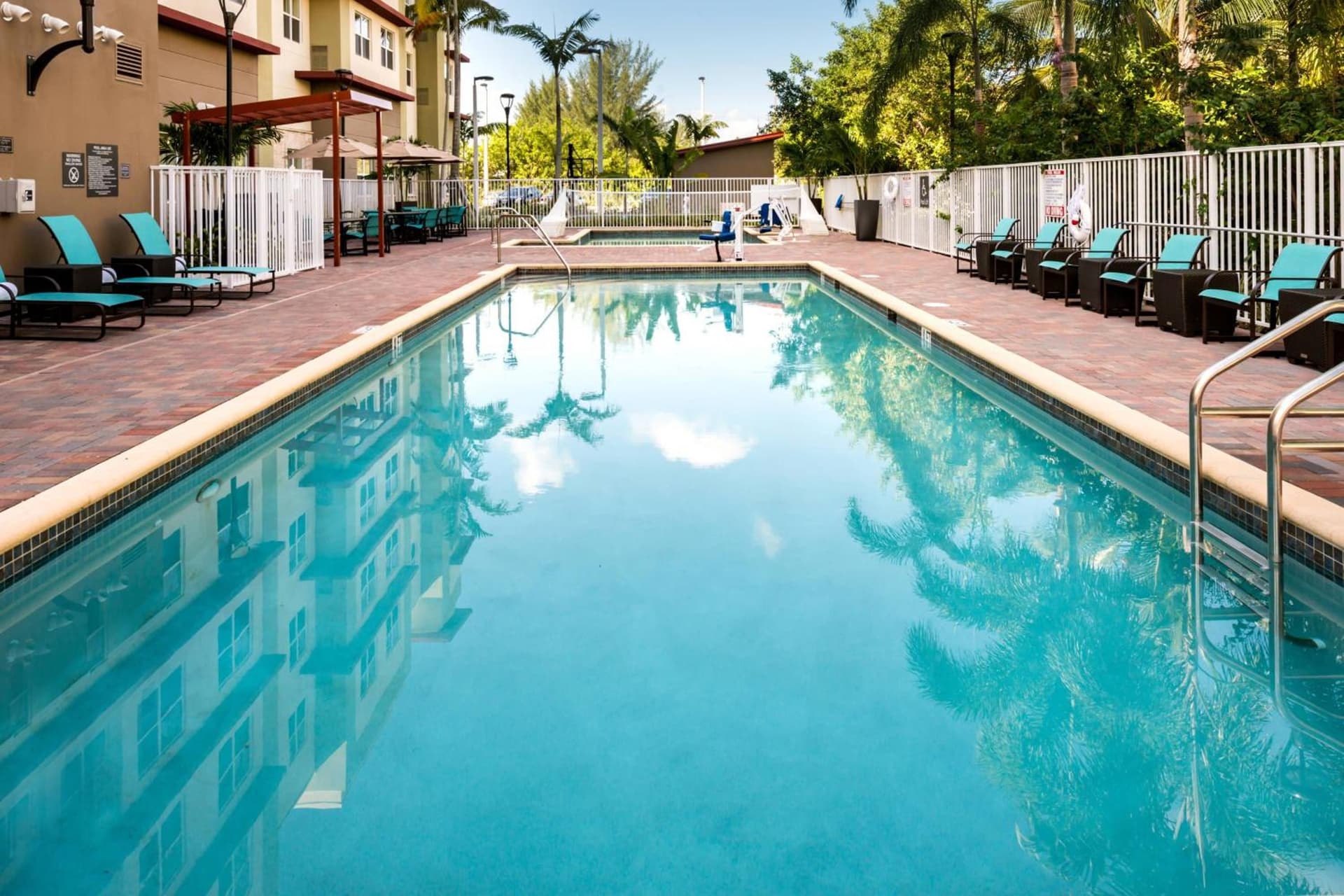 Residence Inn by Marriott Miami West/FL Turnpike interior in Miami, FL — gallery photo 2