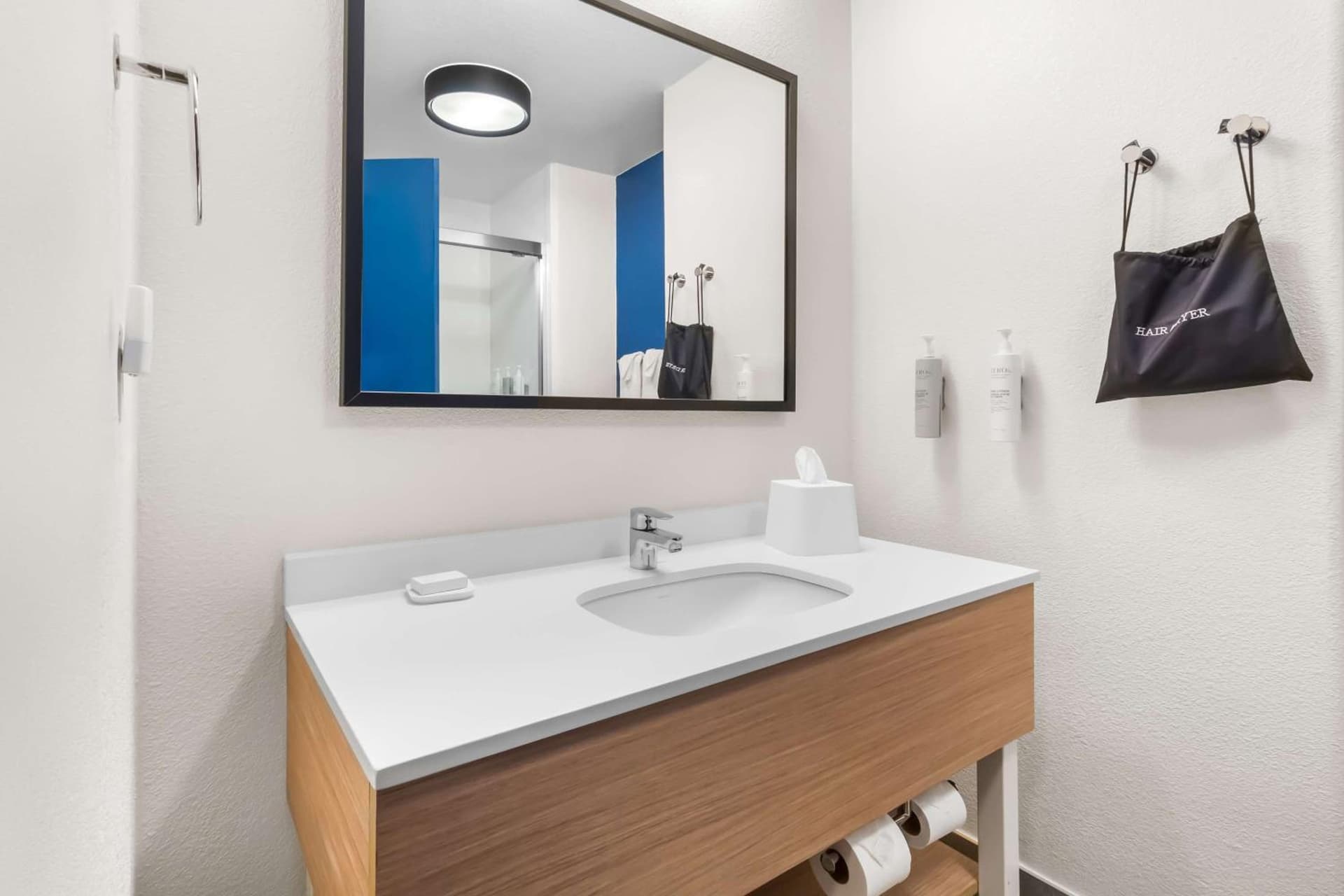 Spark by Hilton Pearland gallery photo in Pearland, TX — image 27