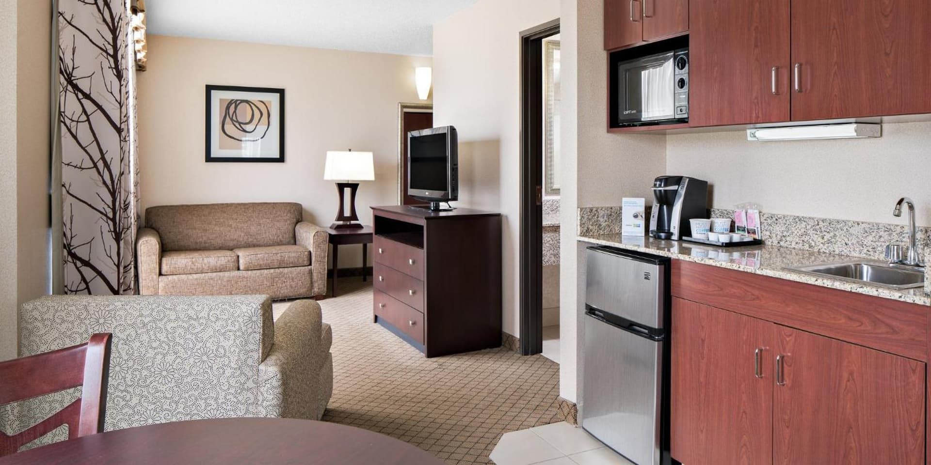Holiday Inn Express Grove City - Premium Outlet Mall by IHG gallery photo in Grove City, PA — image 47
