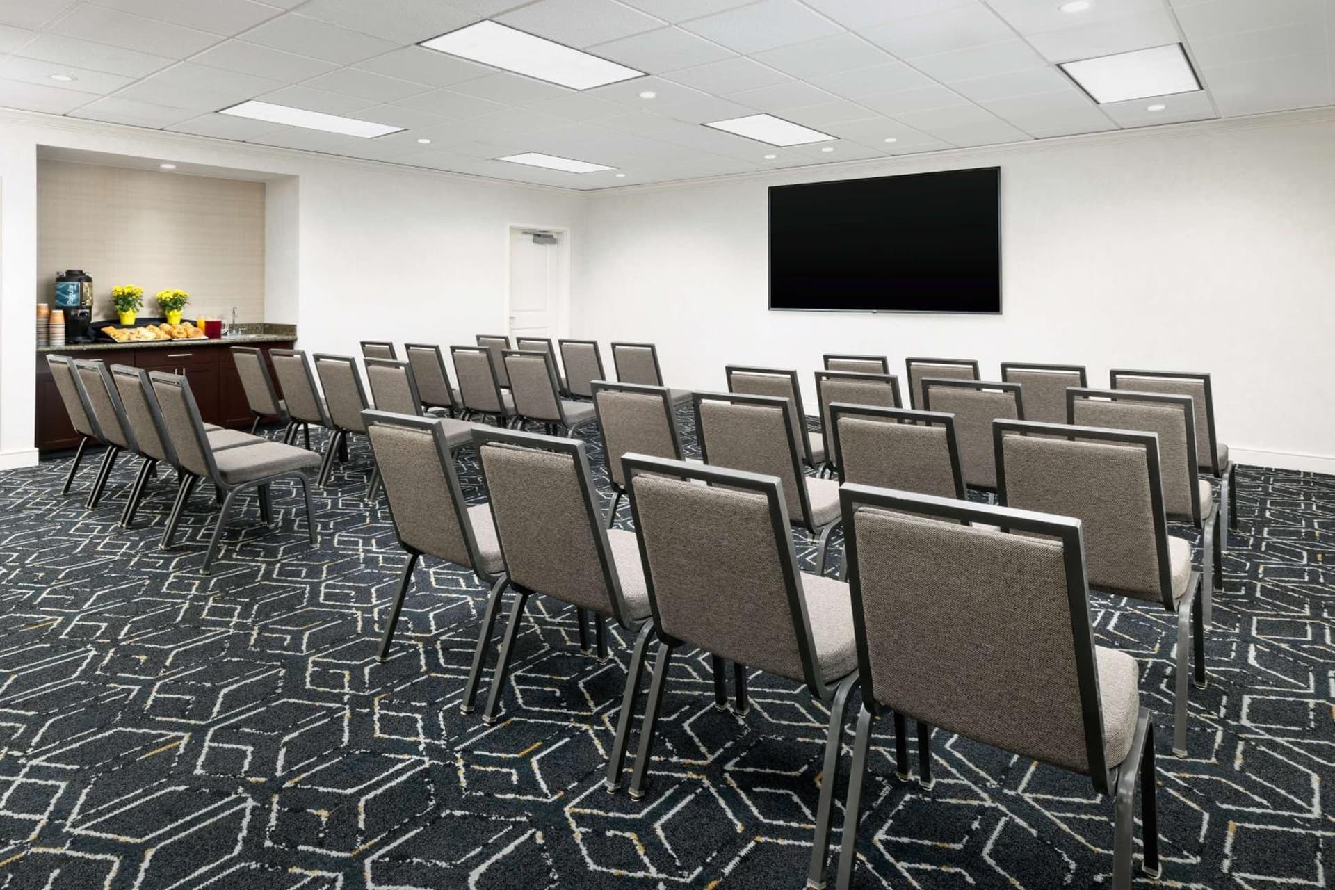 Homewood Suites by Hilton Portsmouth gallery photo in Portsmouth, NH — image 58