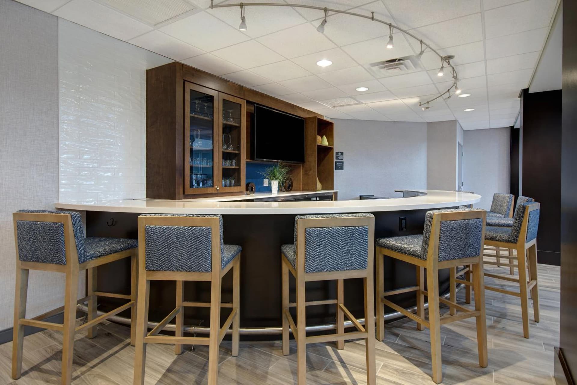 Hampton Inn & Suites Yonkers gallery photo in Yonkers, NY — image 19