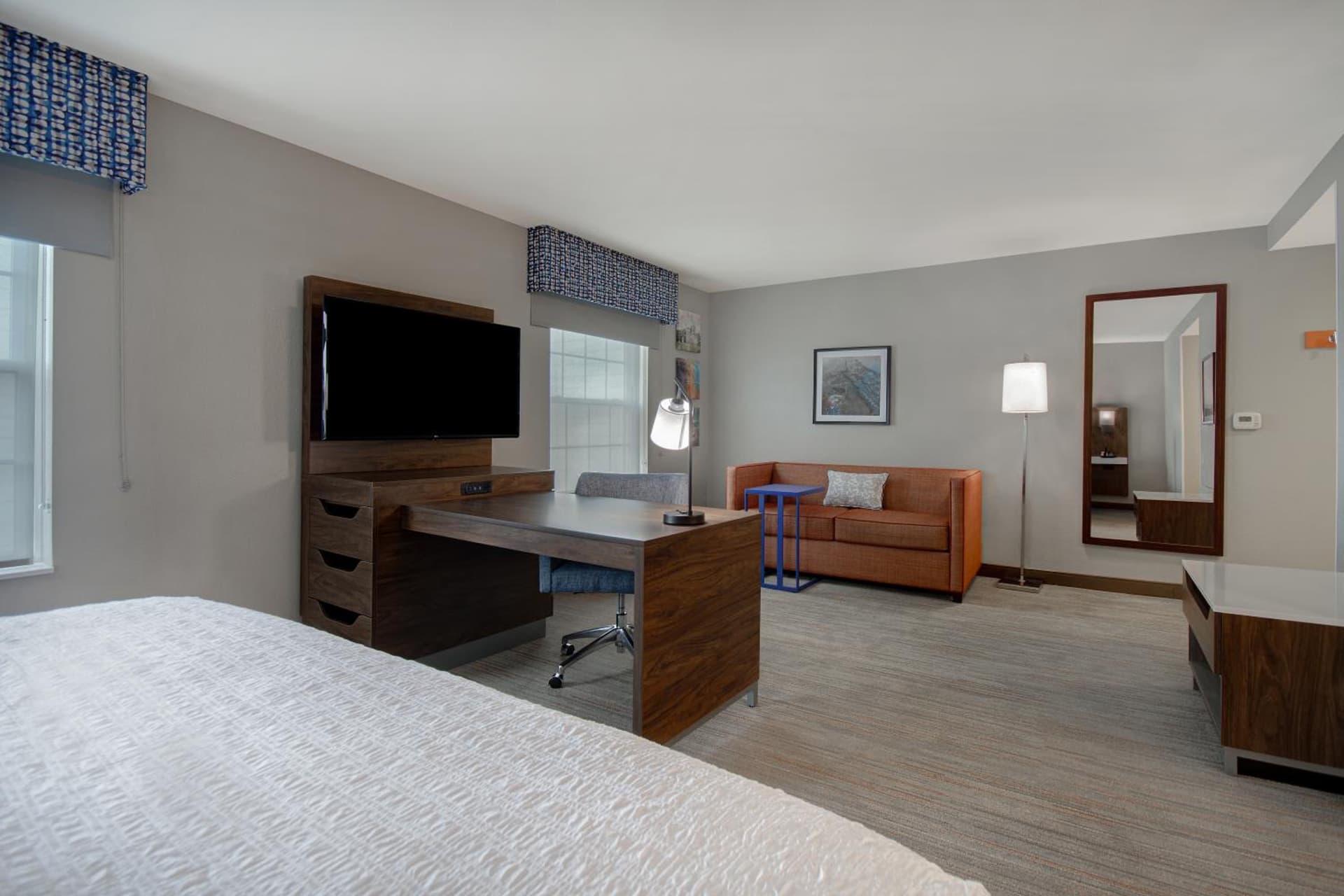Hampton Inn & Suites Yonkers gallery photo in Yonkers, NY — image 23