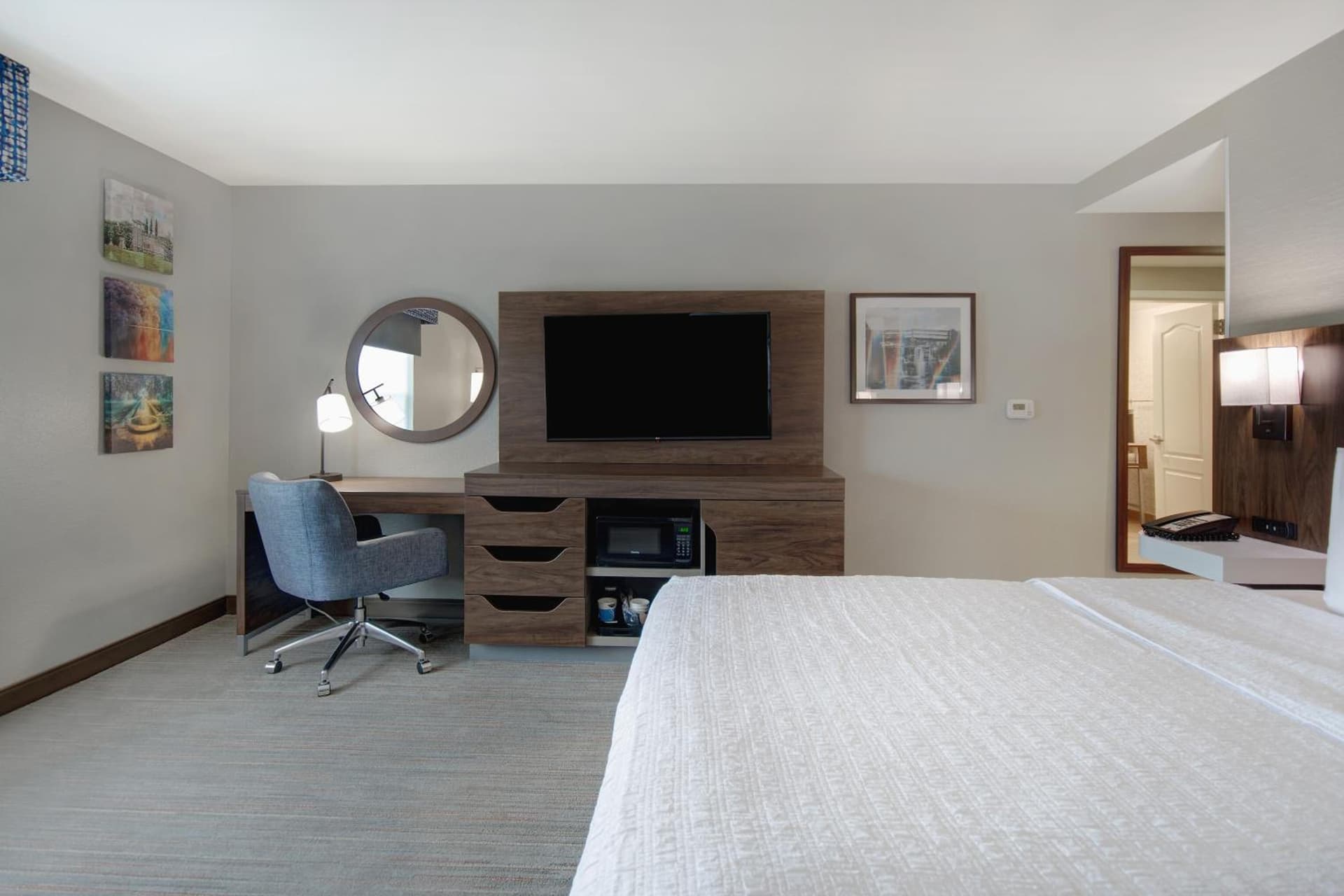 Hampton Inn & Suites Yonkers gallery photo in Yonkers, NY — image 16