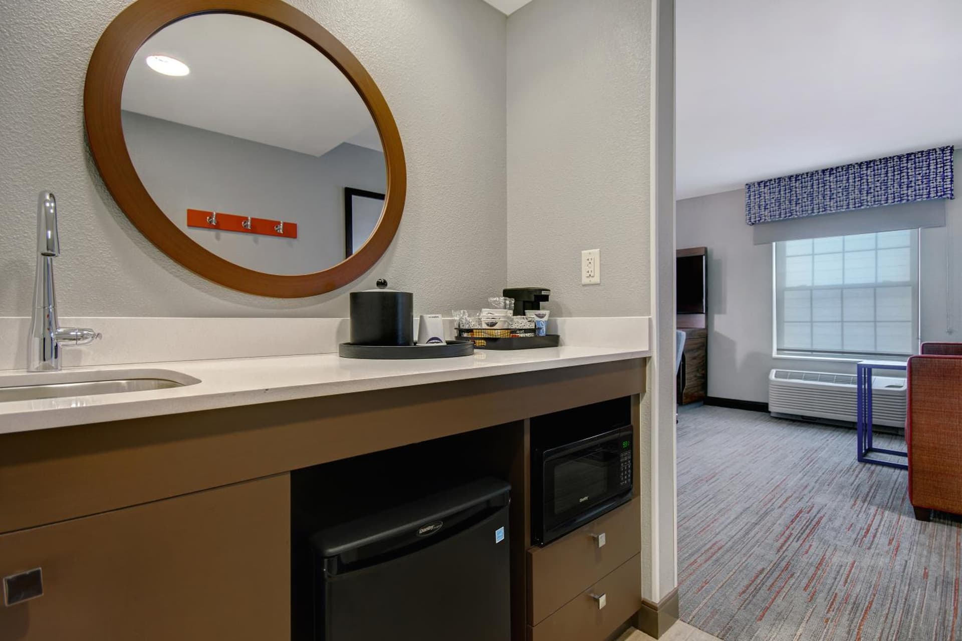 Hampton Inn & Suites Yonkers gallery photo in Yonkers, NY — image 6