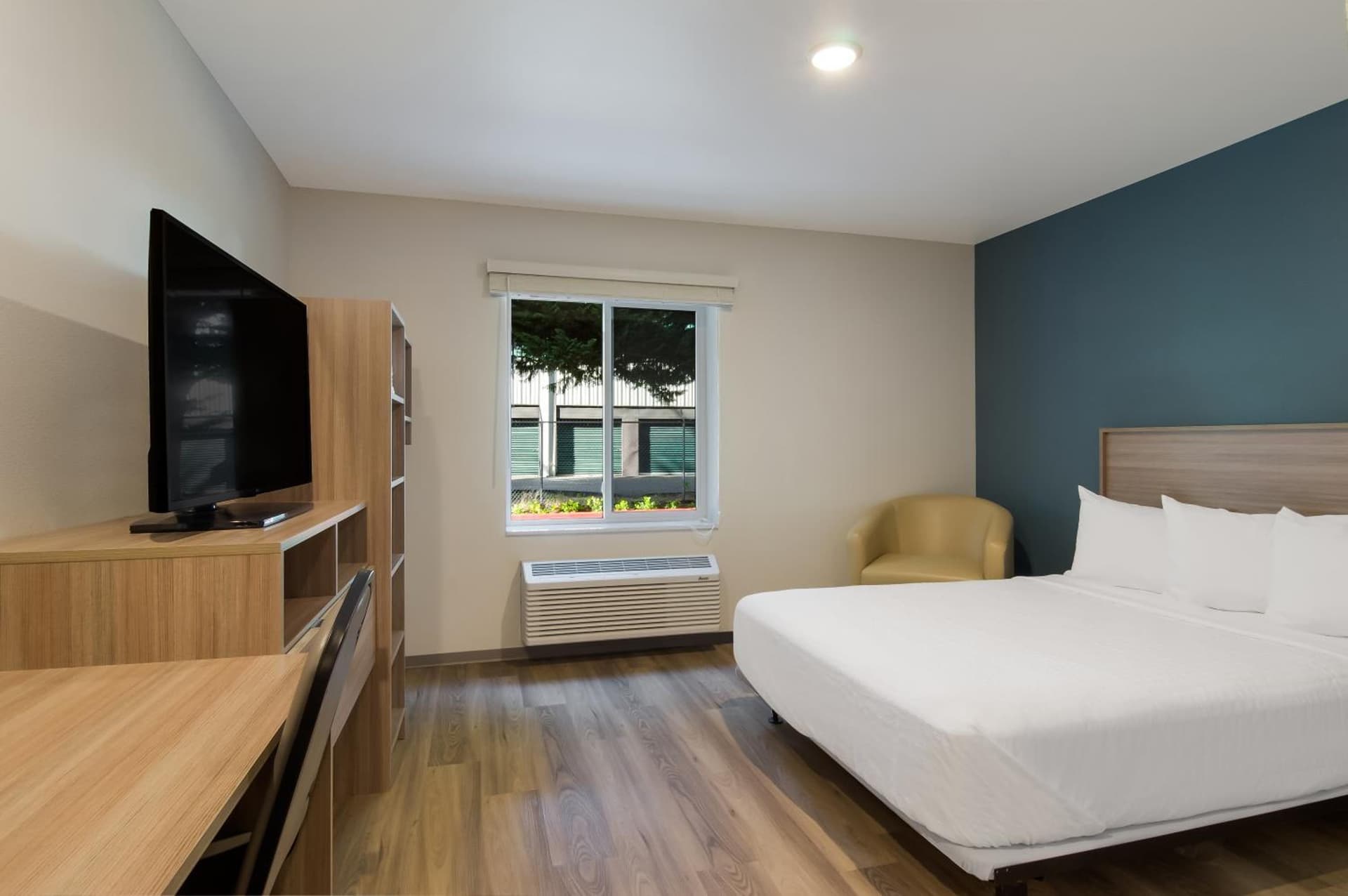 WoodSpring Suites Olympia - Lacey gallery photo in Olympia, WA — image 35
