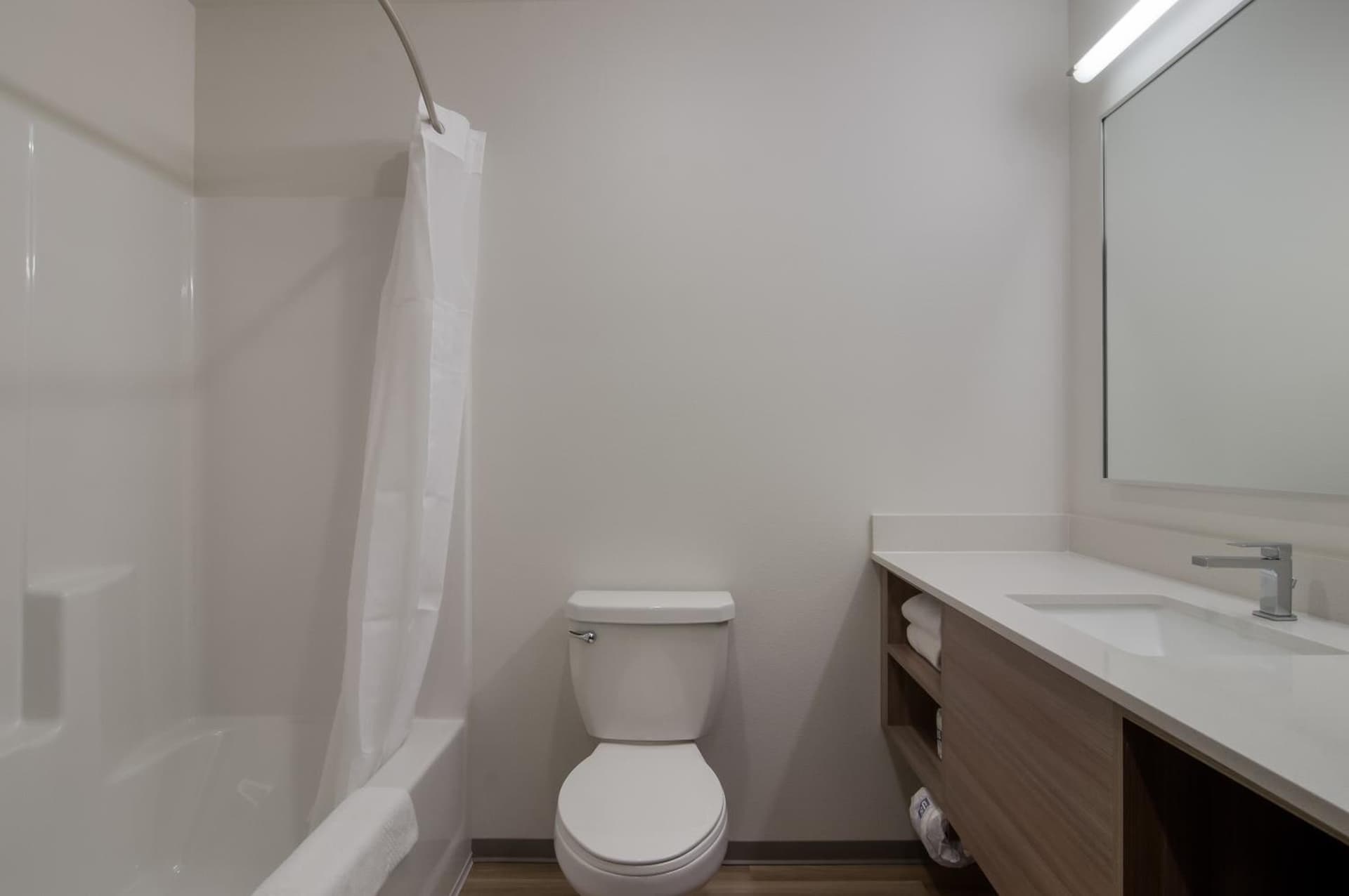 WoodSpring Suites Olympia - Lacey gallery photo in Olympia, WA — image 43