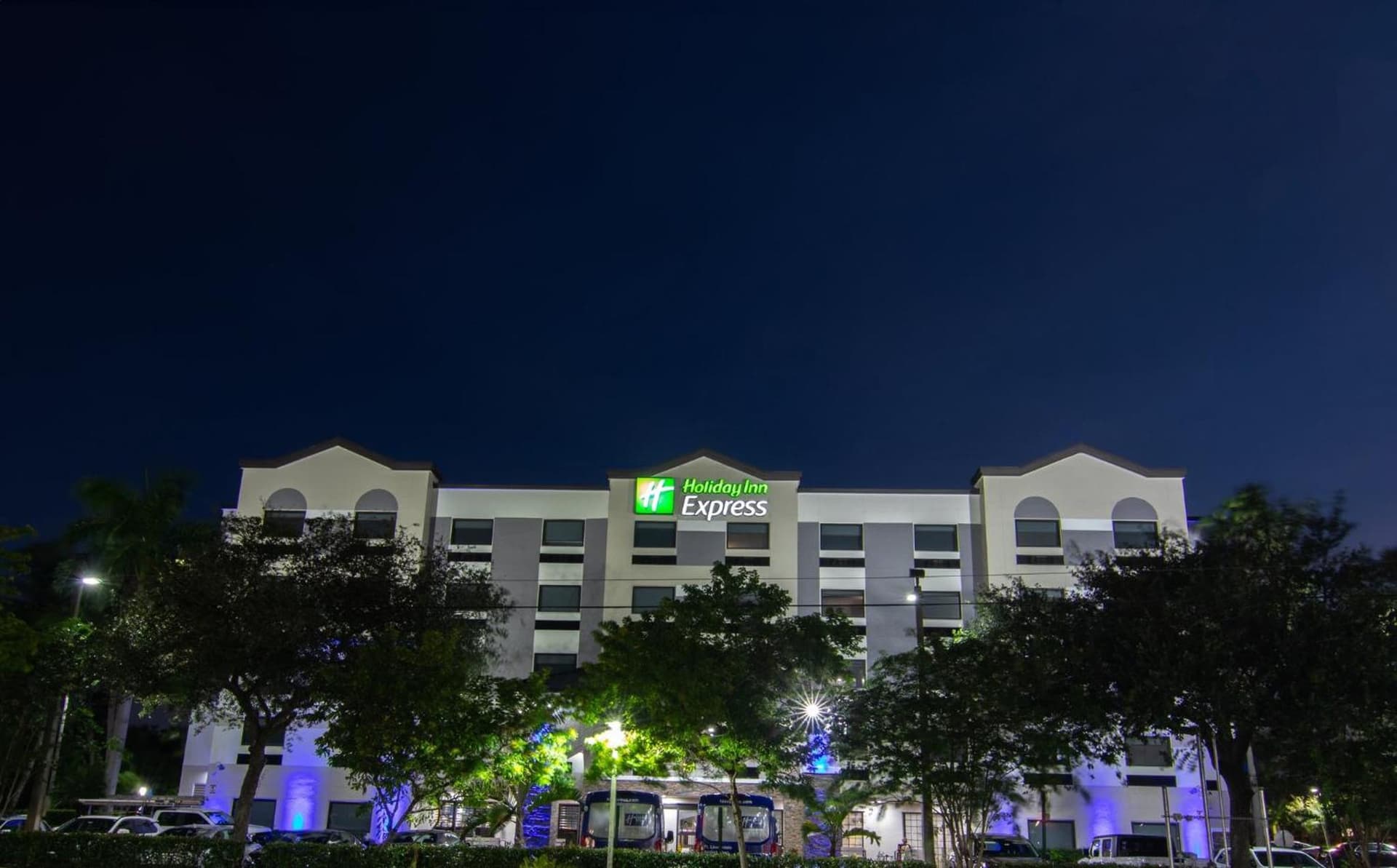 Holiday Inn Express and Suites Fort Lauderdale Airport West by IHG featured exterior or lobby in Davie, FL — similar hotel