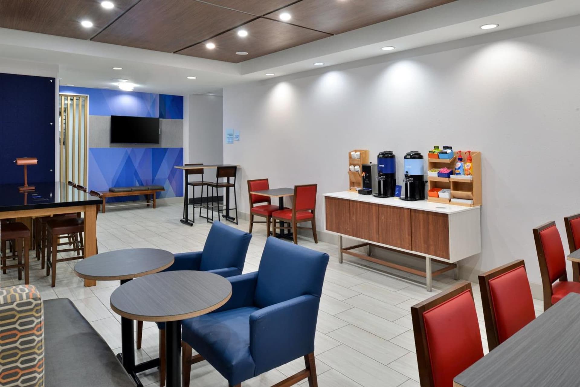Holiday Inn Express Hotel & Suites Royse City - RockwallRockwall - Royse City by IHG gallery photo in Royse City, TX — image 20