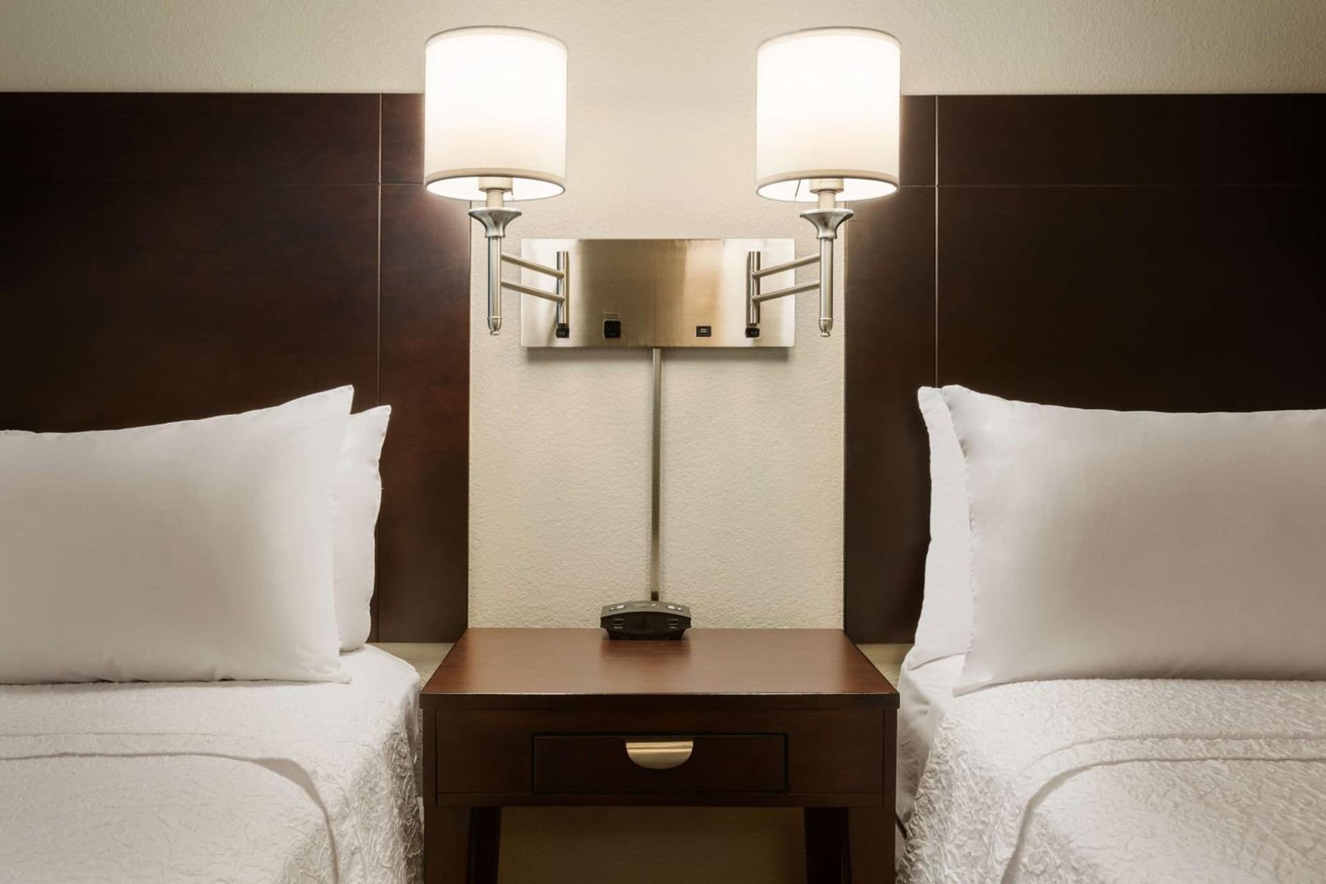 Hampton Inn & Suites Phoenix Glendale-Westgate gallery photo in Glendale, AZ — image 15