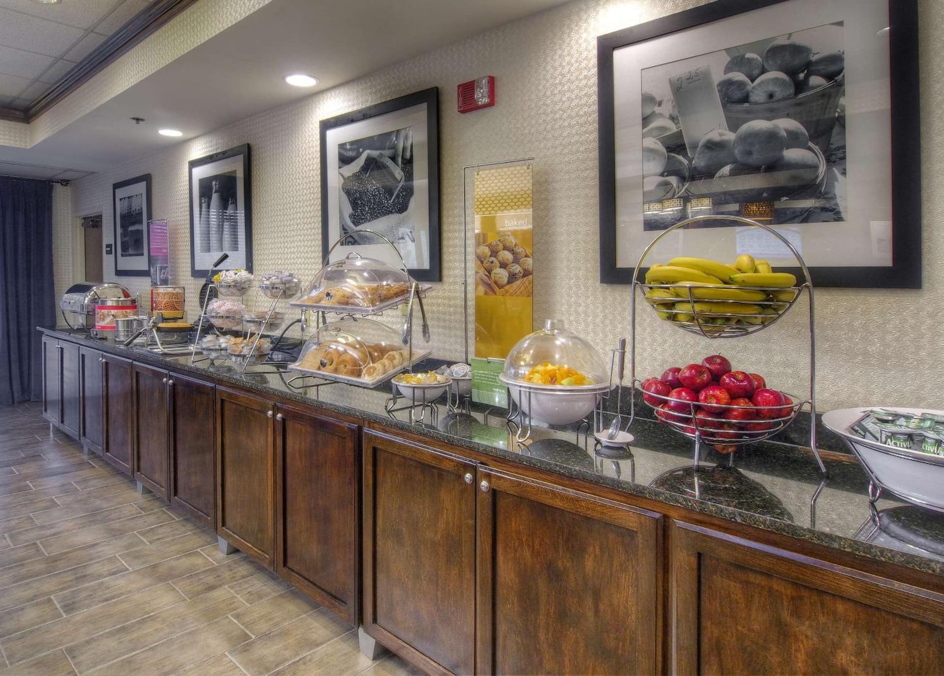 Hampton Inn Bristol gallery photo in Bristol, TN — image 6