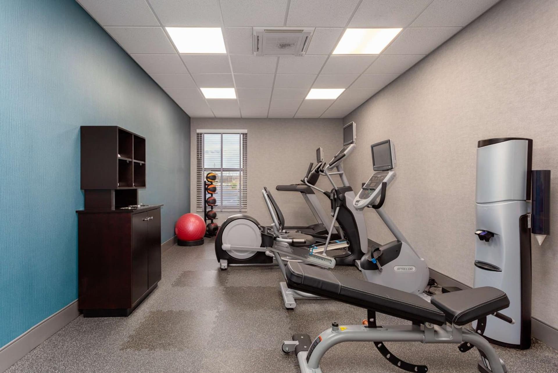 Hampton Inn Bristol gallery photo in Bristol, TN — image 5