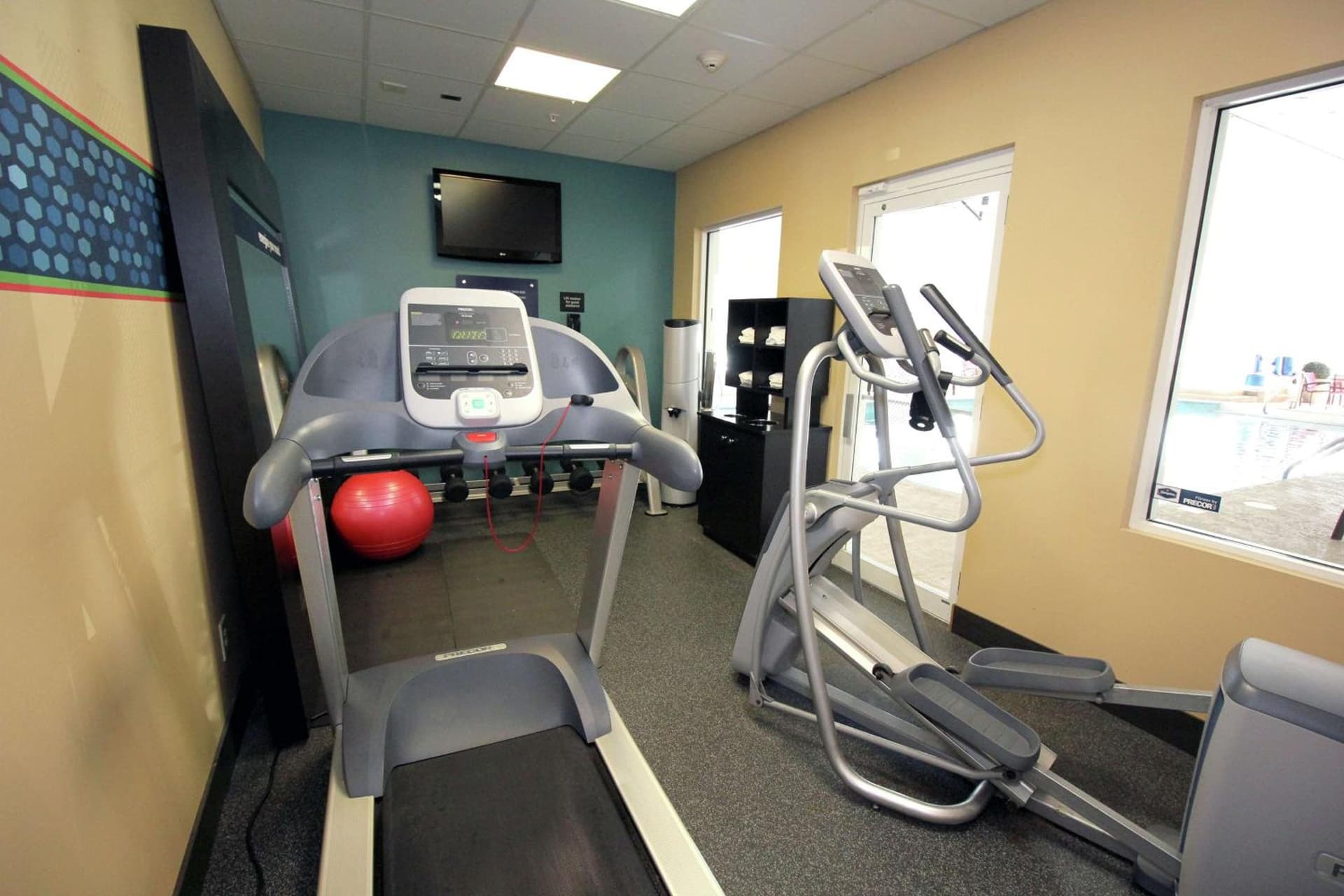 Hampton Inn Sandusky-Central gallery photo in Sandusky, OH — image 5