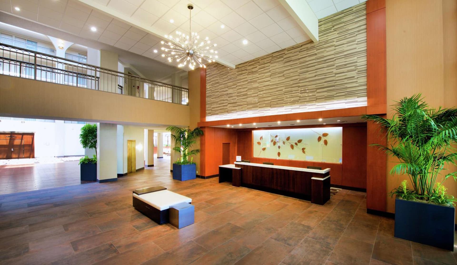 Embassy Suites by Hilton Cincinnati Northeast - Blue Ash interior in Blue Ash, OH — gallery photo 2