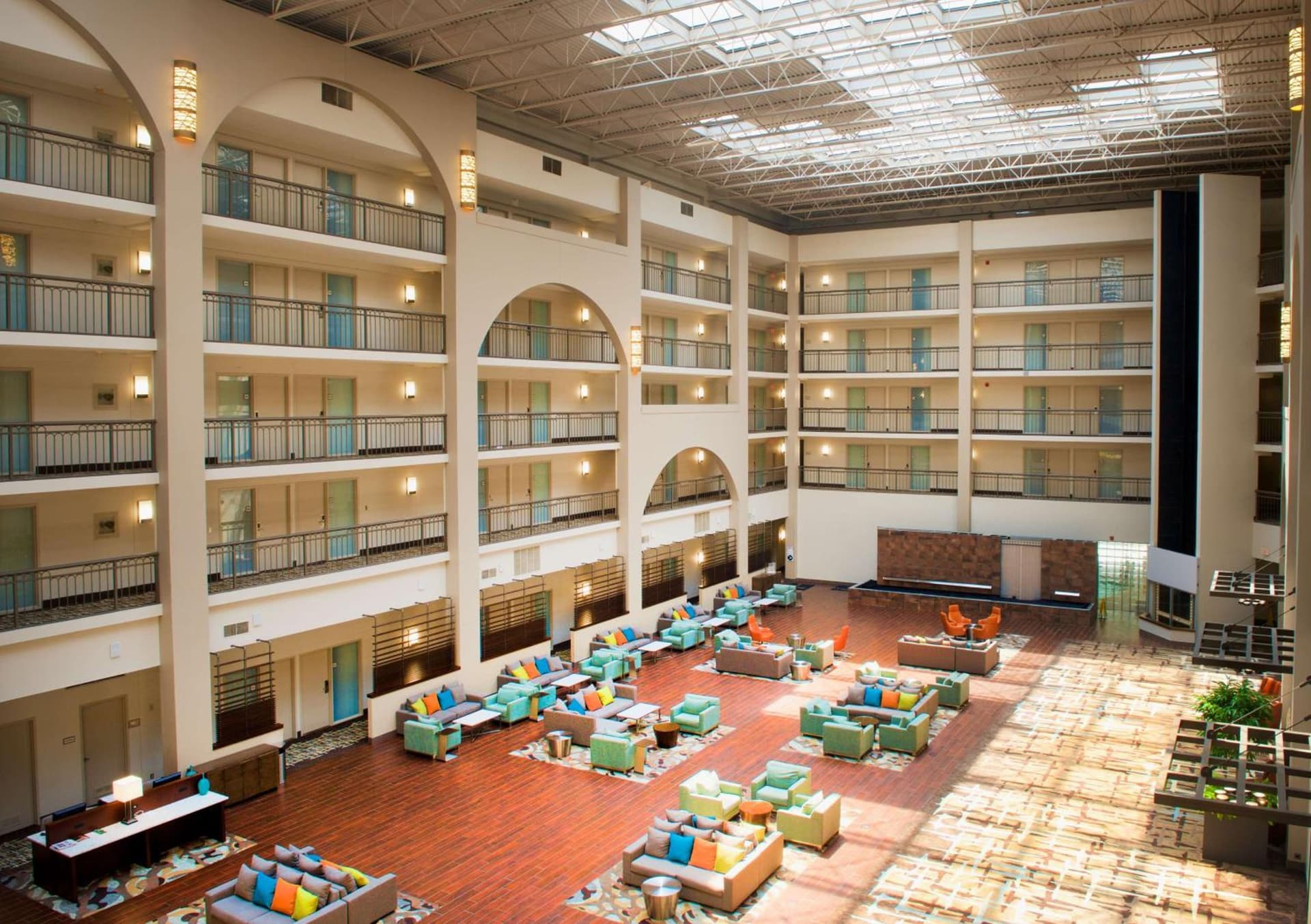 Embassy Suites by Hilton Cincinnati Northeast - Blue Ash gallery photo in Blue Ash, OH — image 14