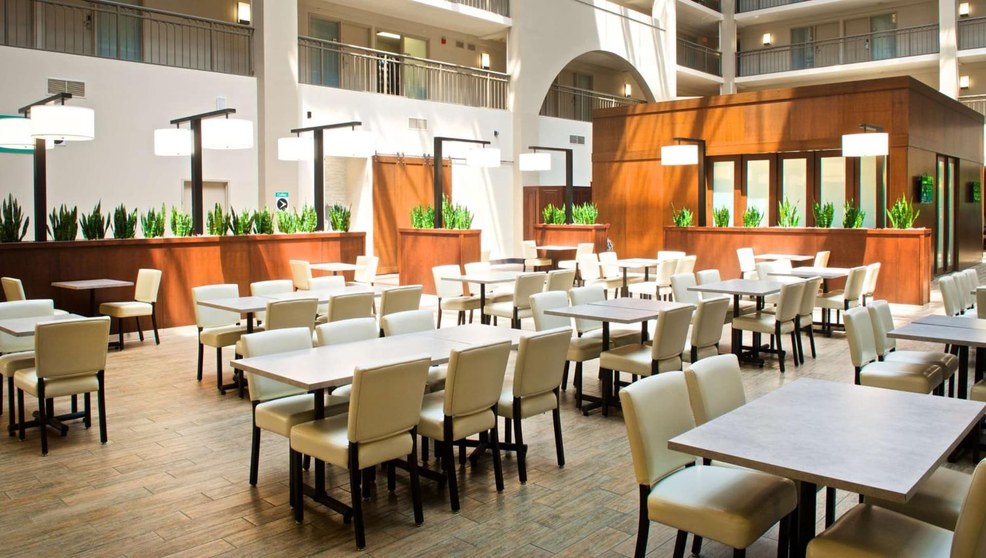 Embassy Suites by Hilton Cincinnati Northeast - Blue Ash gallery photo in Blue Ash, OH — image 15