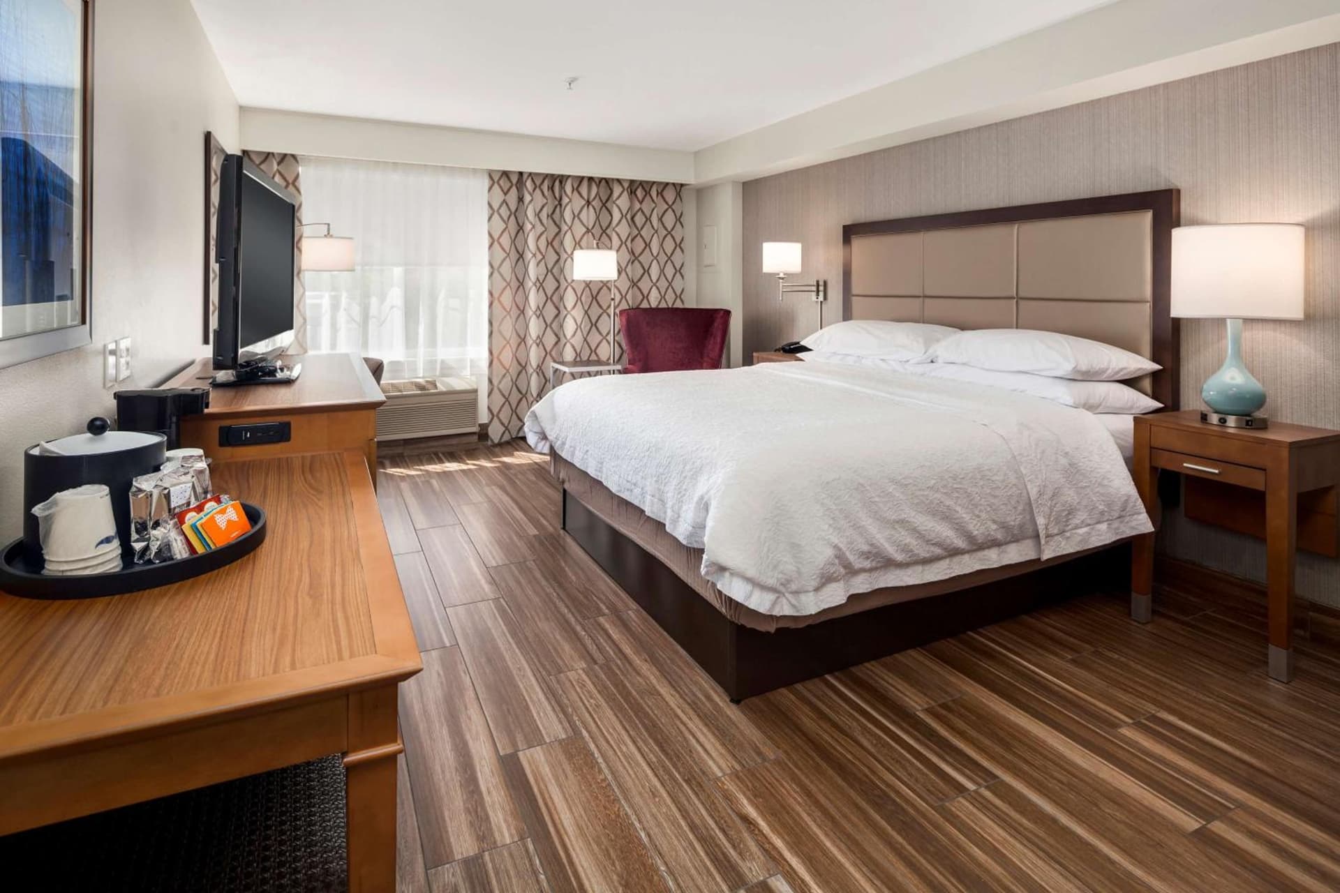 Hampton Inn & Suites Seattle North/Lynnwood gallery photo in Lynnwood, WA — image 5
