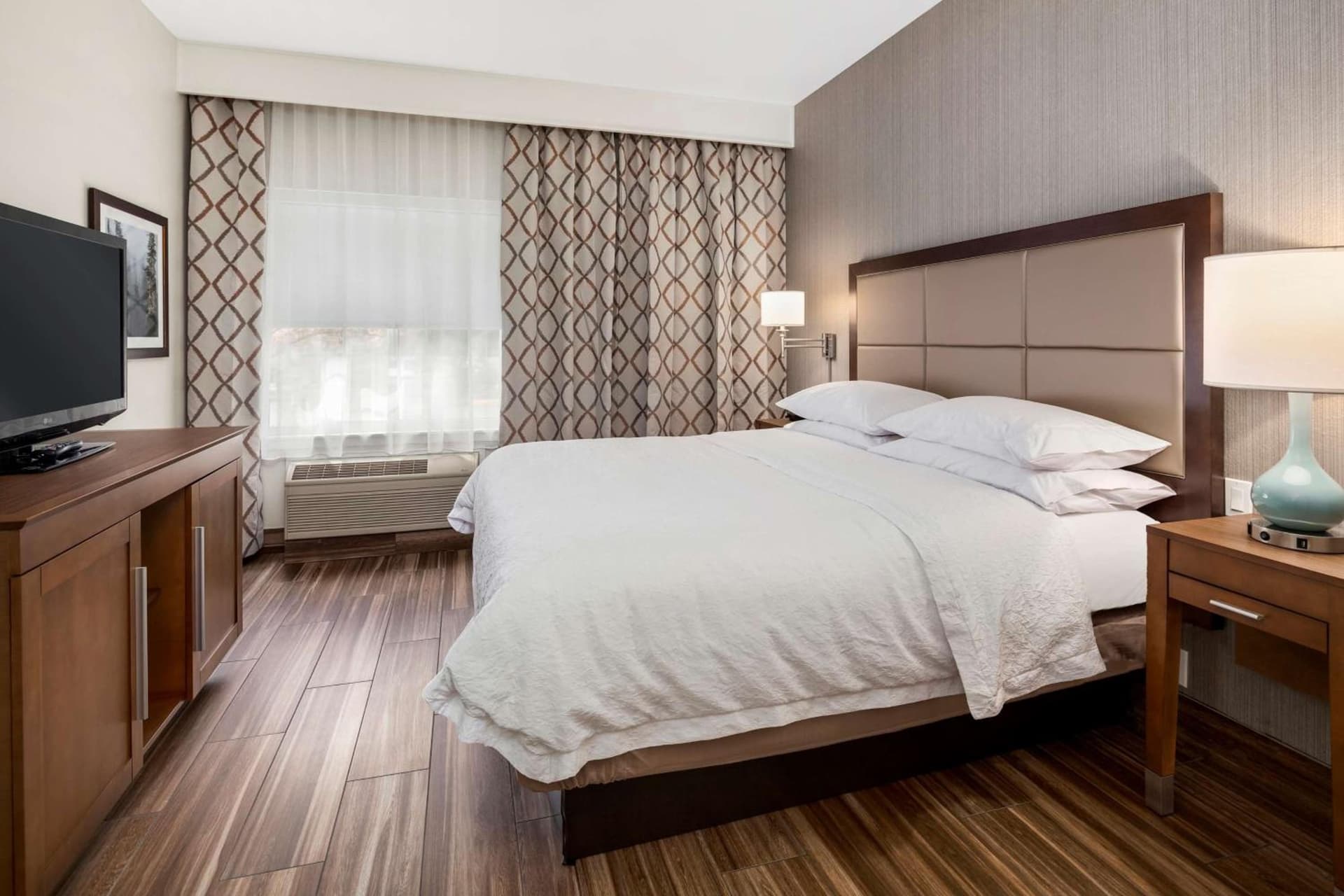 Hampton Inn & Suites Seattle North/Lynnwood gallery photo in Lynnwood, WA — image 35
