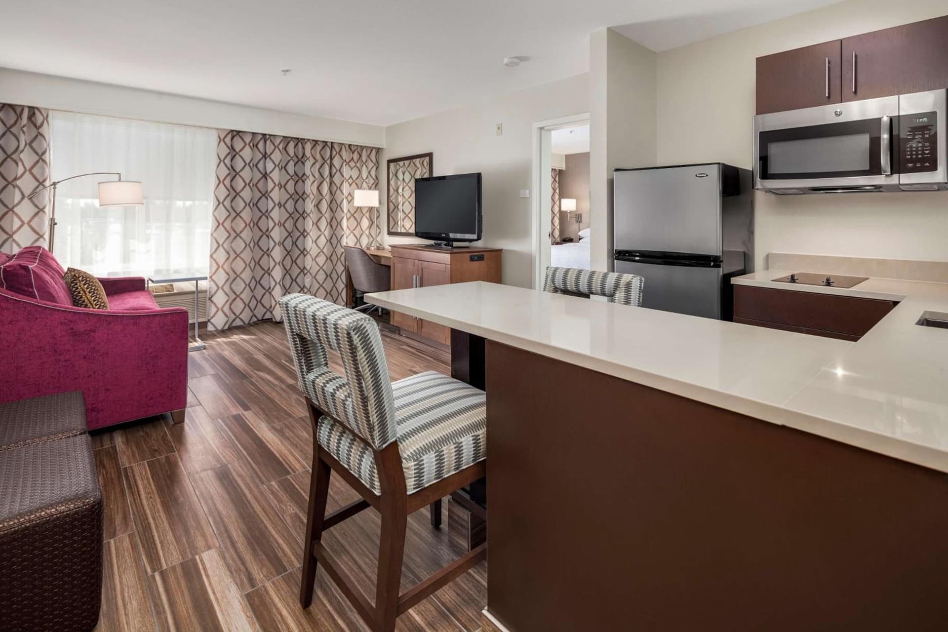 Hampton Inn & Suites Seattle North/Lynnwood gallery photo in Lynnwood, WA — image 4