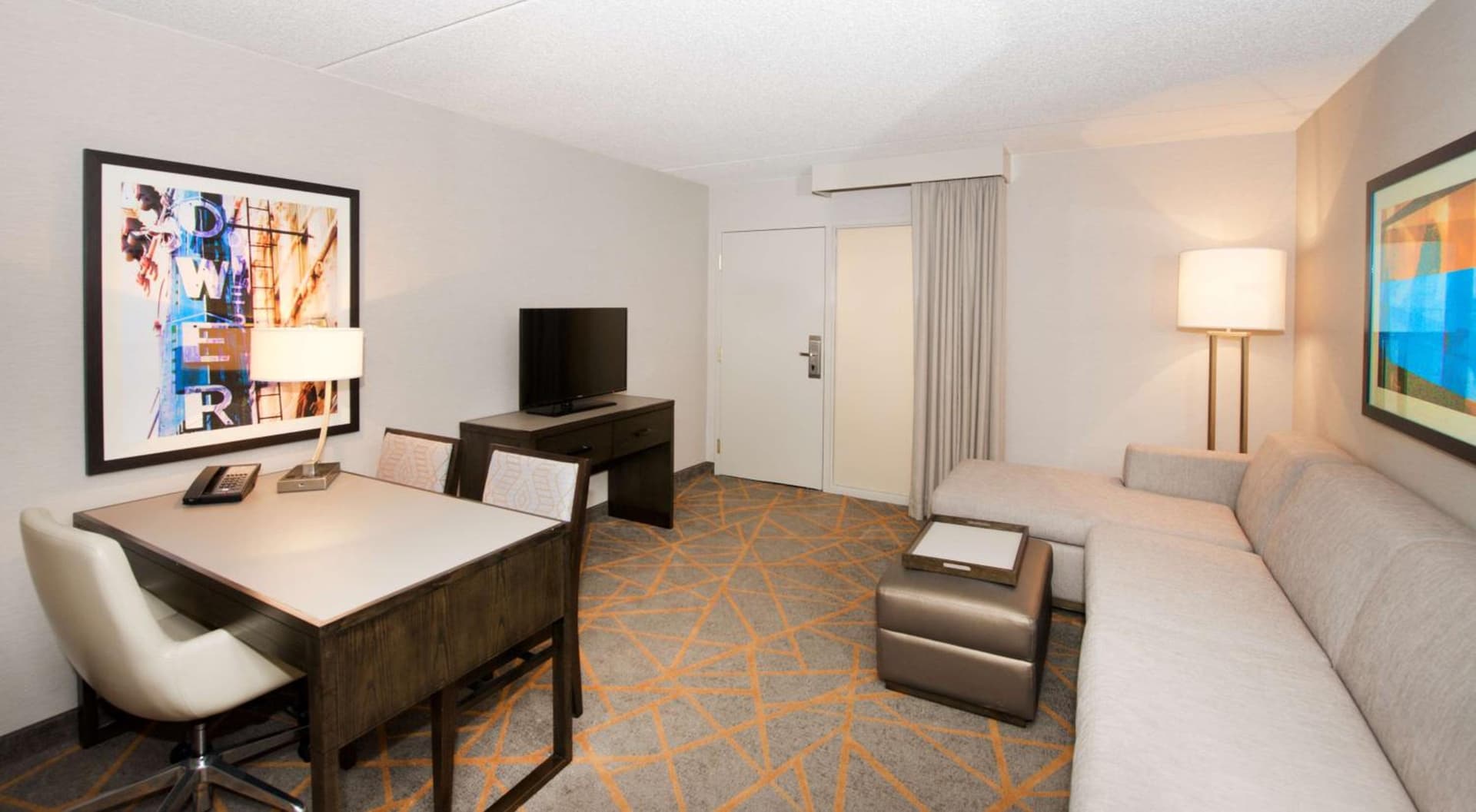 Embassy Suites by Hilton Cincinnati Northeast - Blue Ash gallery photo in Blue Ash, OH — image 4