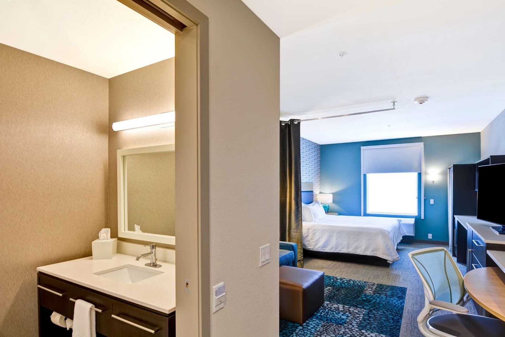 Home2 Suites By Hilton Palmdale gallery photo in Palmdale, CA — image 11
