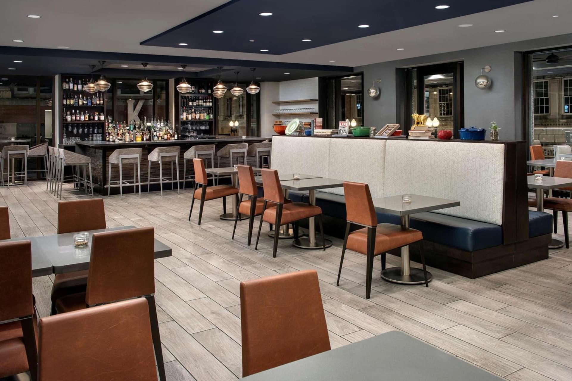 Embassy Suites By Hilton Knoxville Downtown gallery photo in Knoxville, TN — image 17