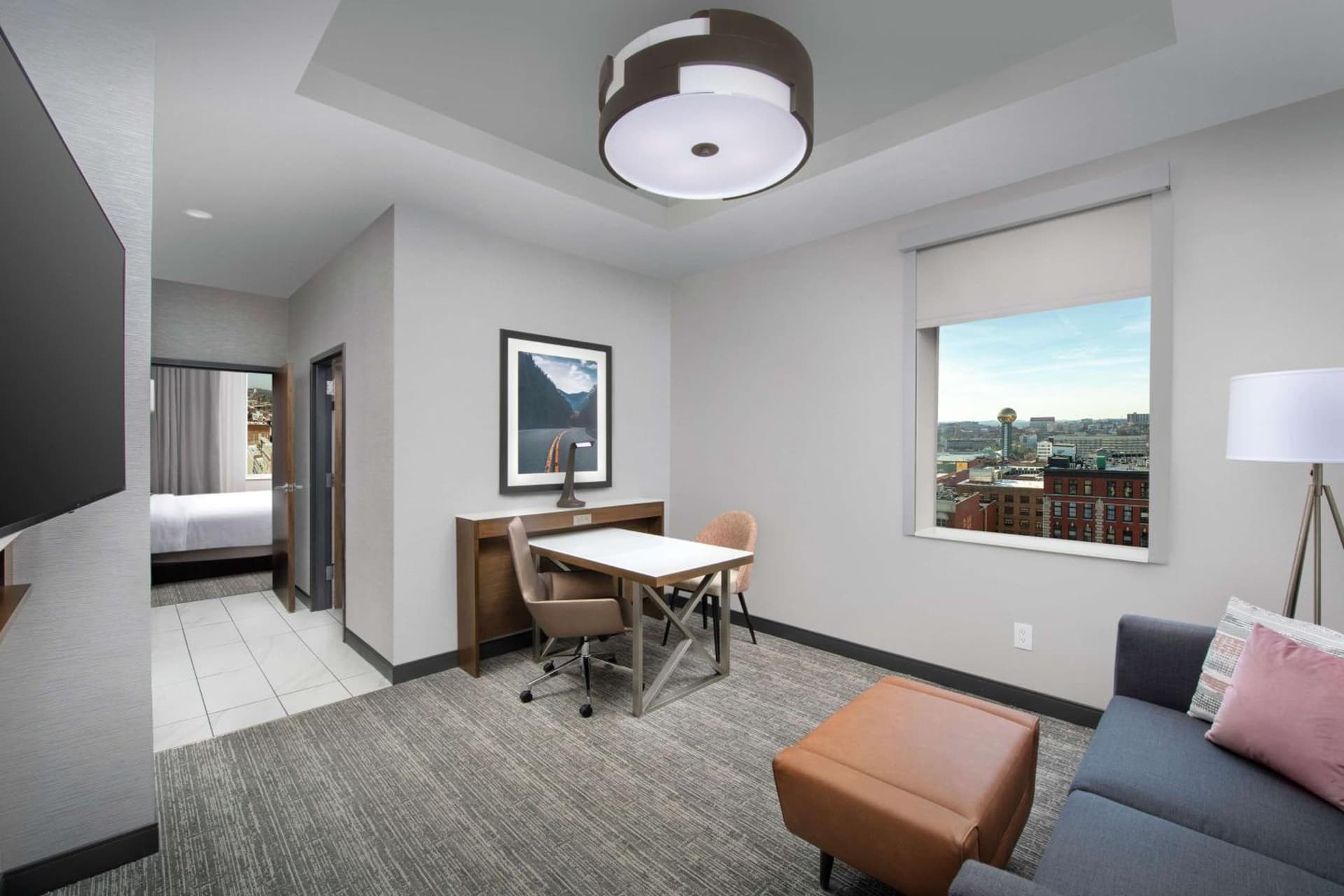 Embassy Suites By Hilton Knoxville Downtown gallery photo in Knoxville, TN — image 8