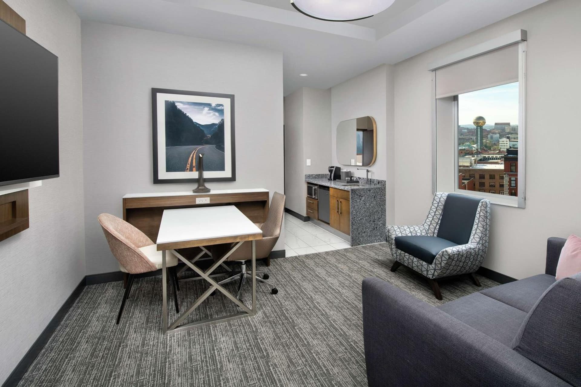 Embassy Suites By Hilton Knoxville Downtown gallery photo in Knoxville, TN — image 21