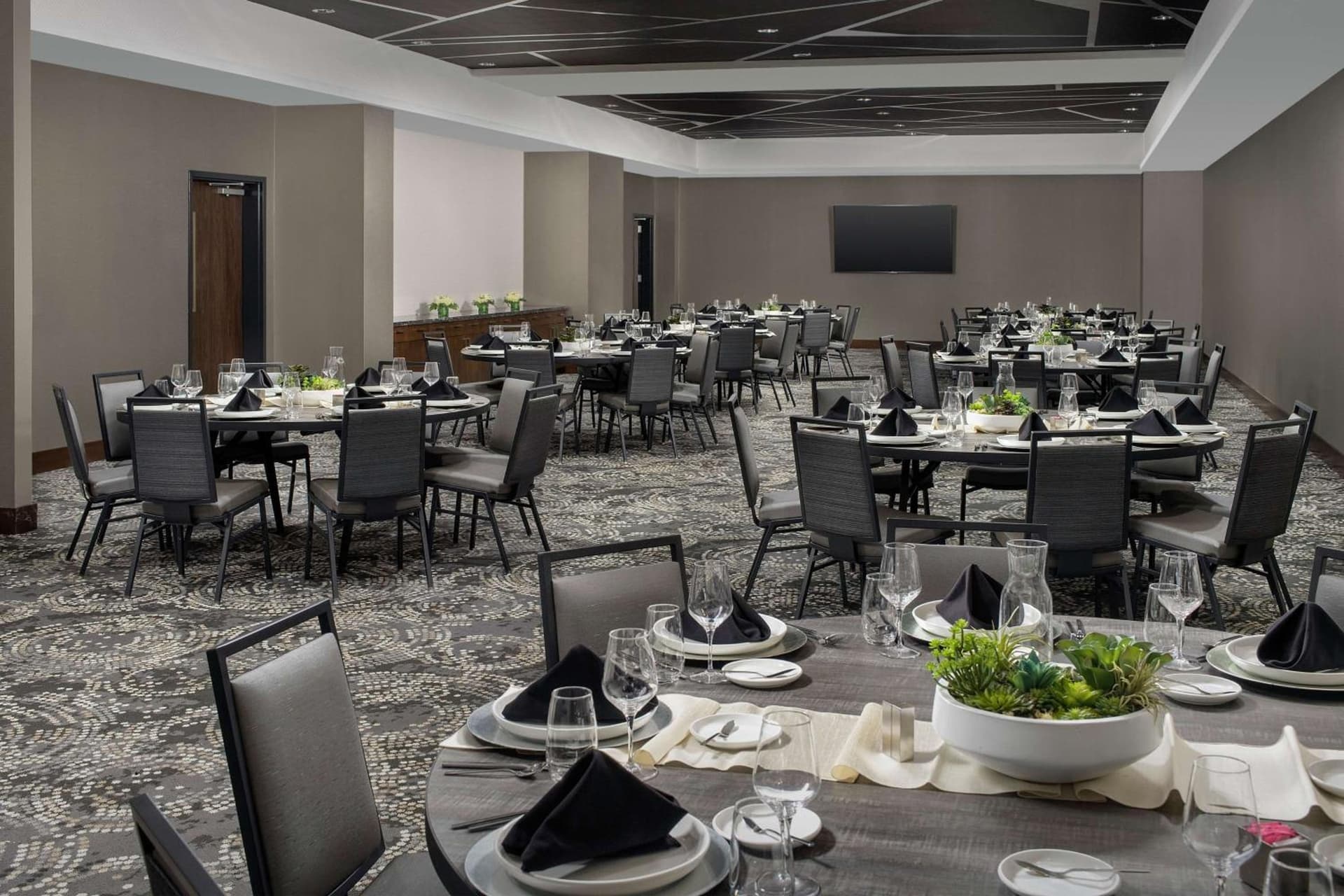 Embassy Suites By Hilton Knoxville Downtown gallery photo in Knoxville, TN — image 45