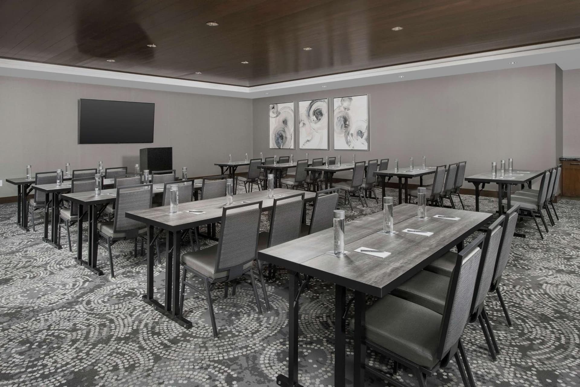 Embassy Suites By Hilton Knoxville Downtown gallery photo in Knoxville, TN — image 72