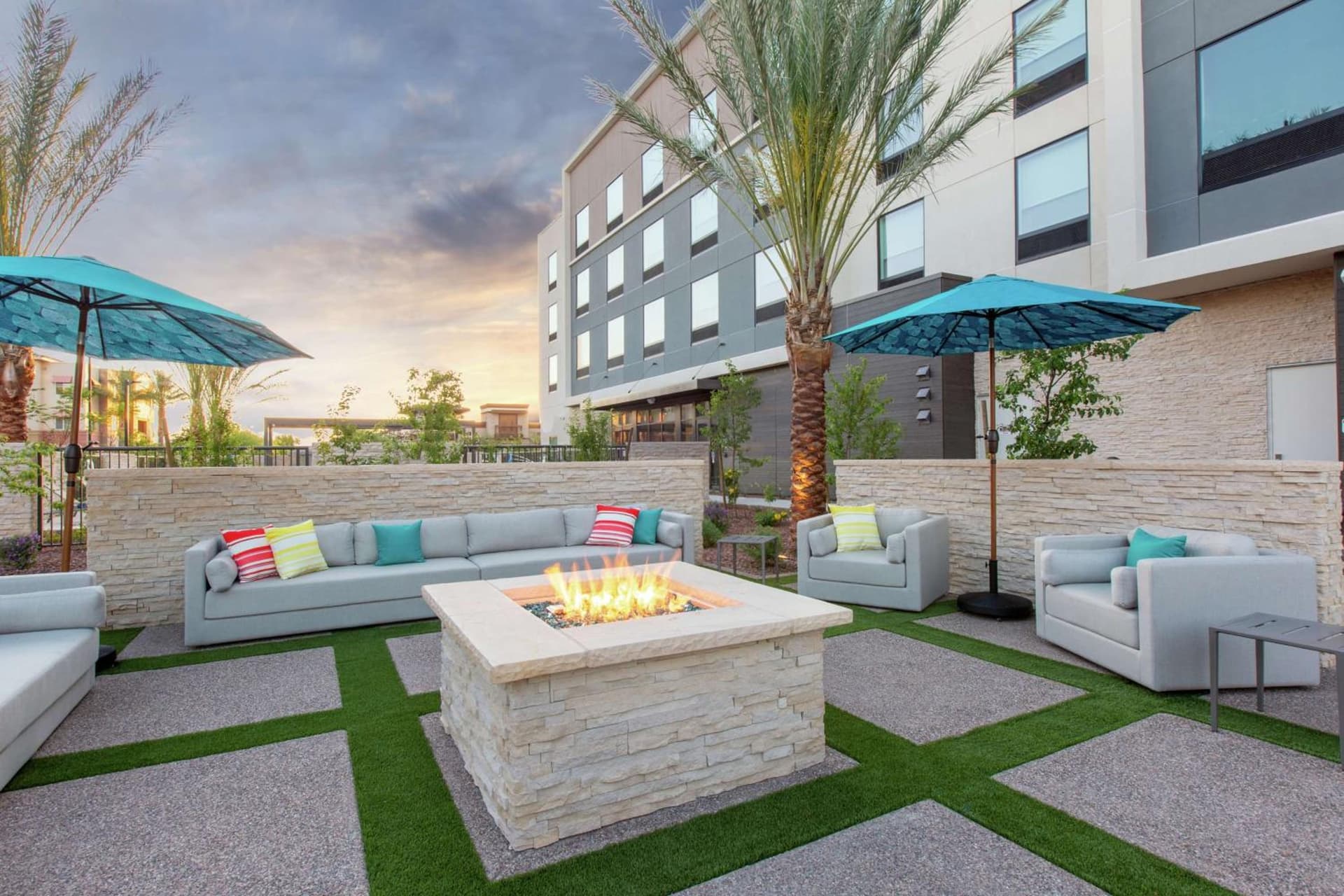 Hilton Garden Inn Surprise Phoenix interior in Surprise, AZ — gallery photo 2