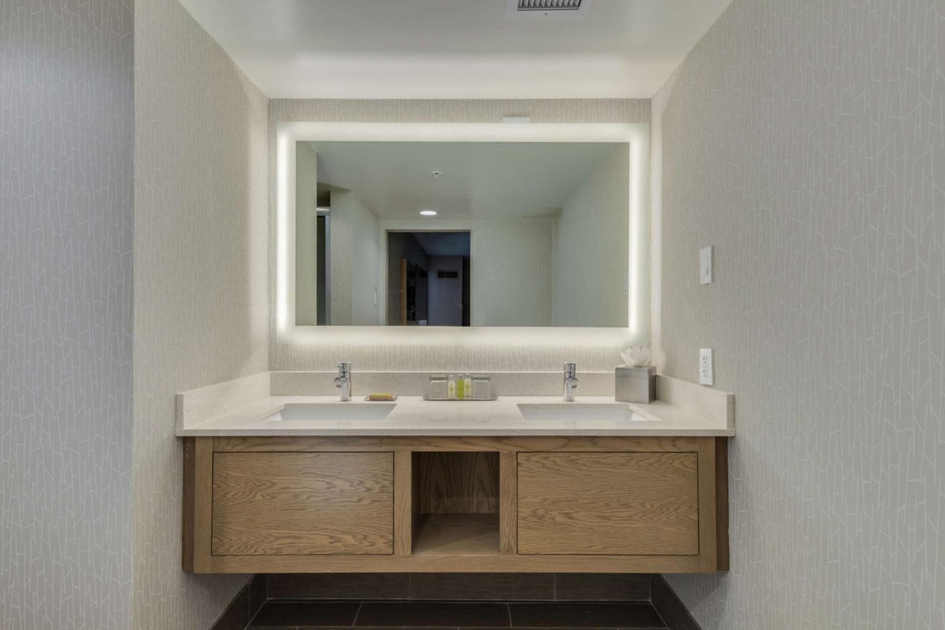 DoubleTree by Hilton Chandler Phoenix, AZ gallery photo in Chandler, AZ — image 21