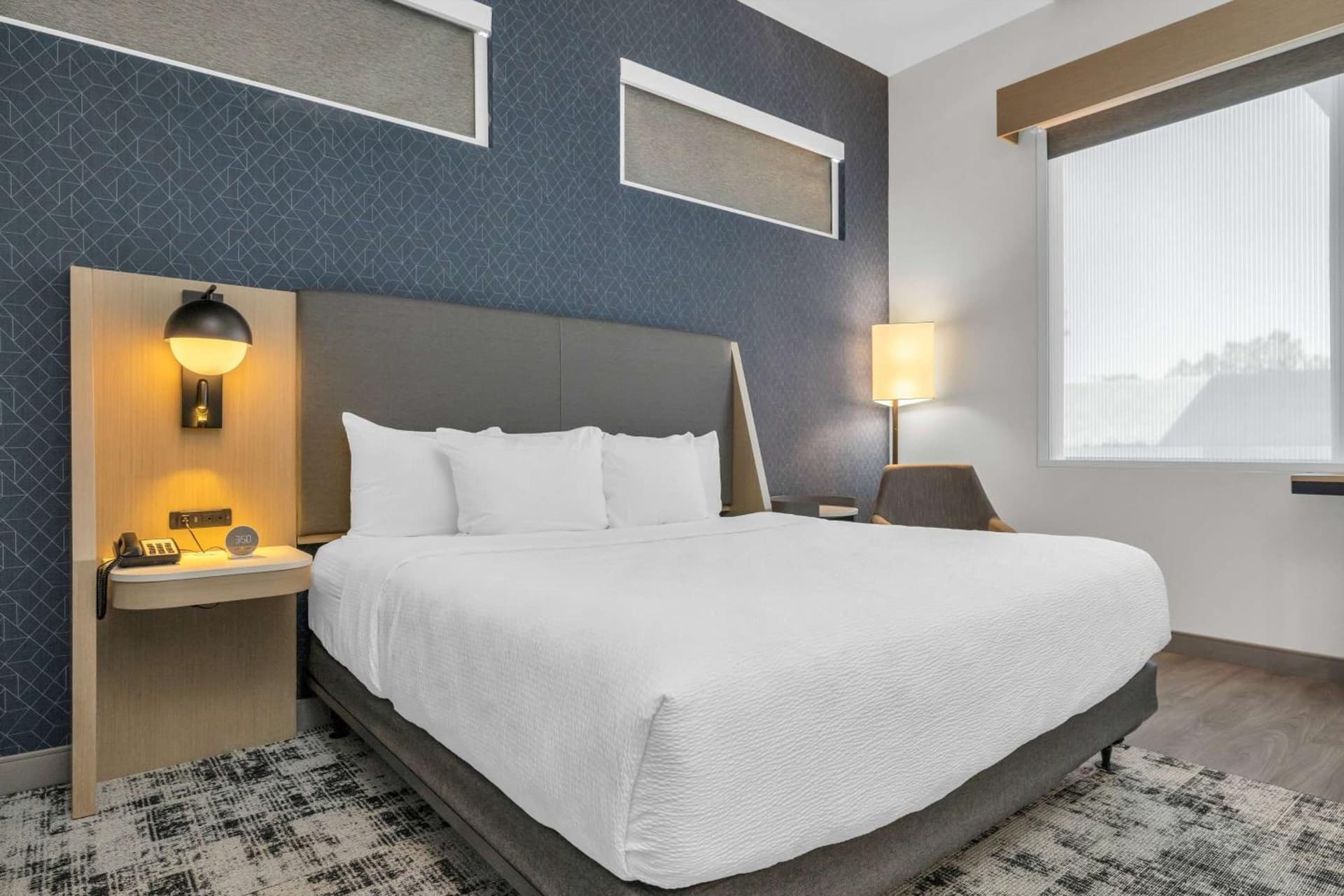 La Quinta Inn & Suites by Wyndham San Jose Airport-Downtown gallery photo in San Jose, CA — image 48