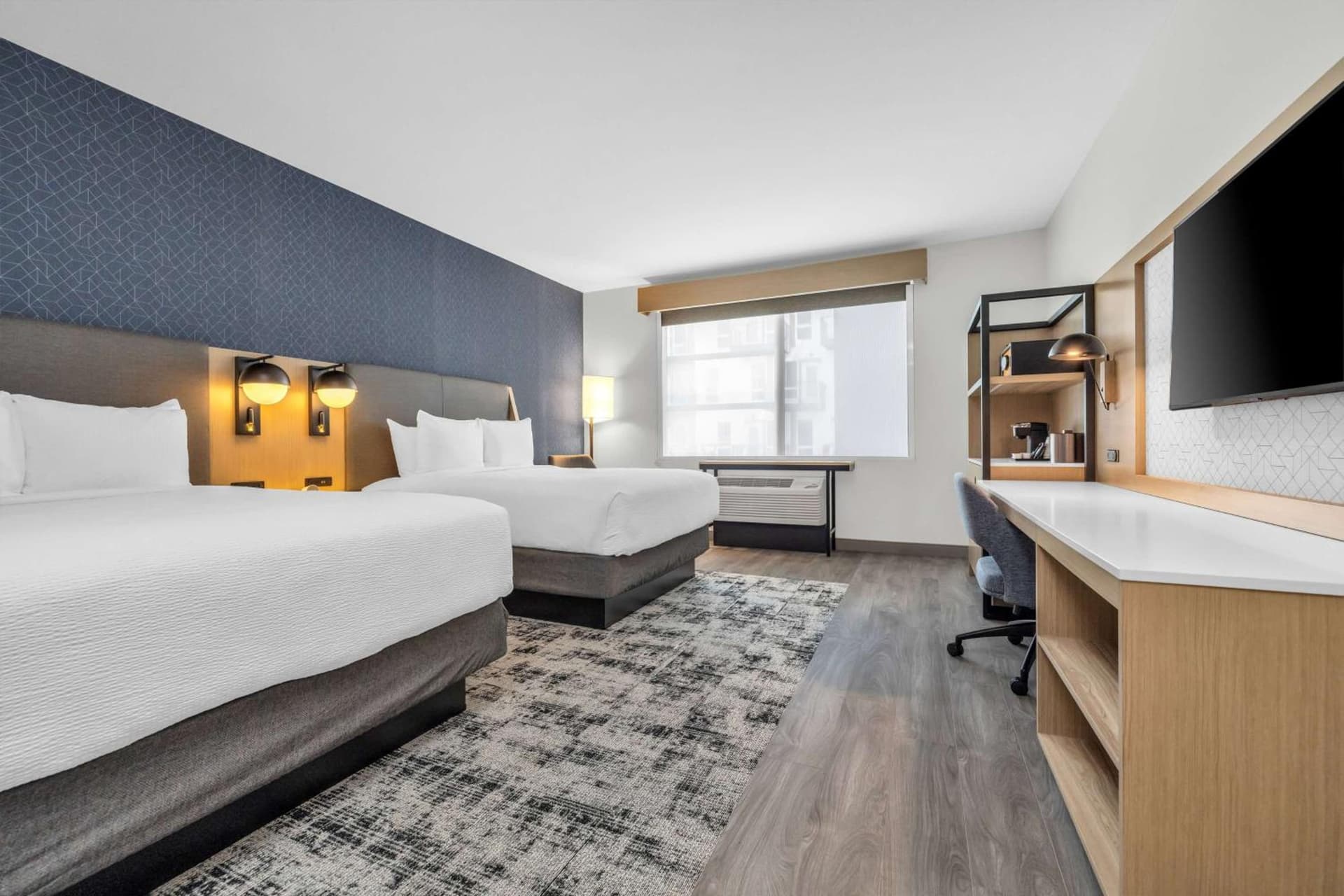La Quinta Inn & Suites by Wyndham San Jose Airport-Downtown gallery photo in San Jose, CA — image 57