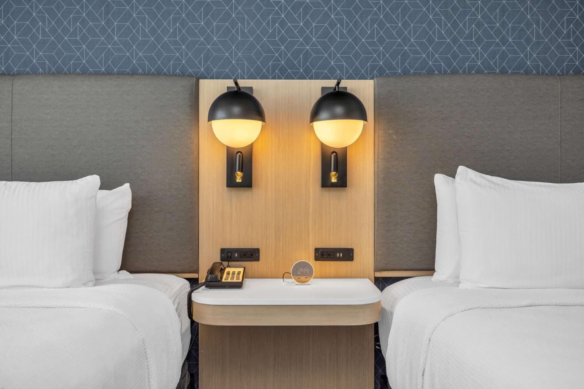 La Quinta Inn & Suites by Wyndham San Jose Airport-Downtown gallery photo in San Jose, CA — image 63