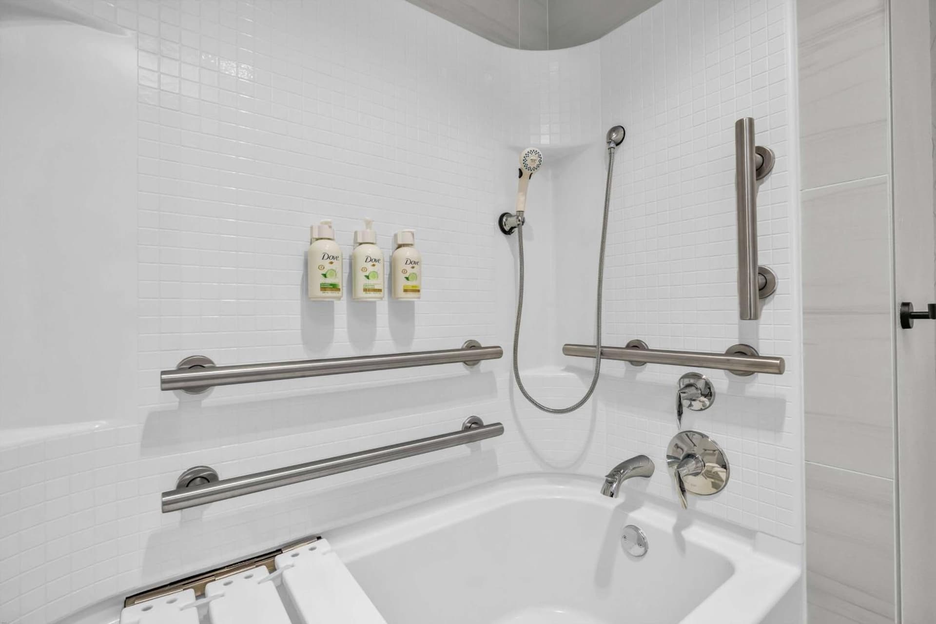 La Quinta Inn & Suites by Wyndham San Jose Airport-Downtown gallery photo in San Jose, CA — image 70