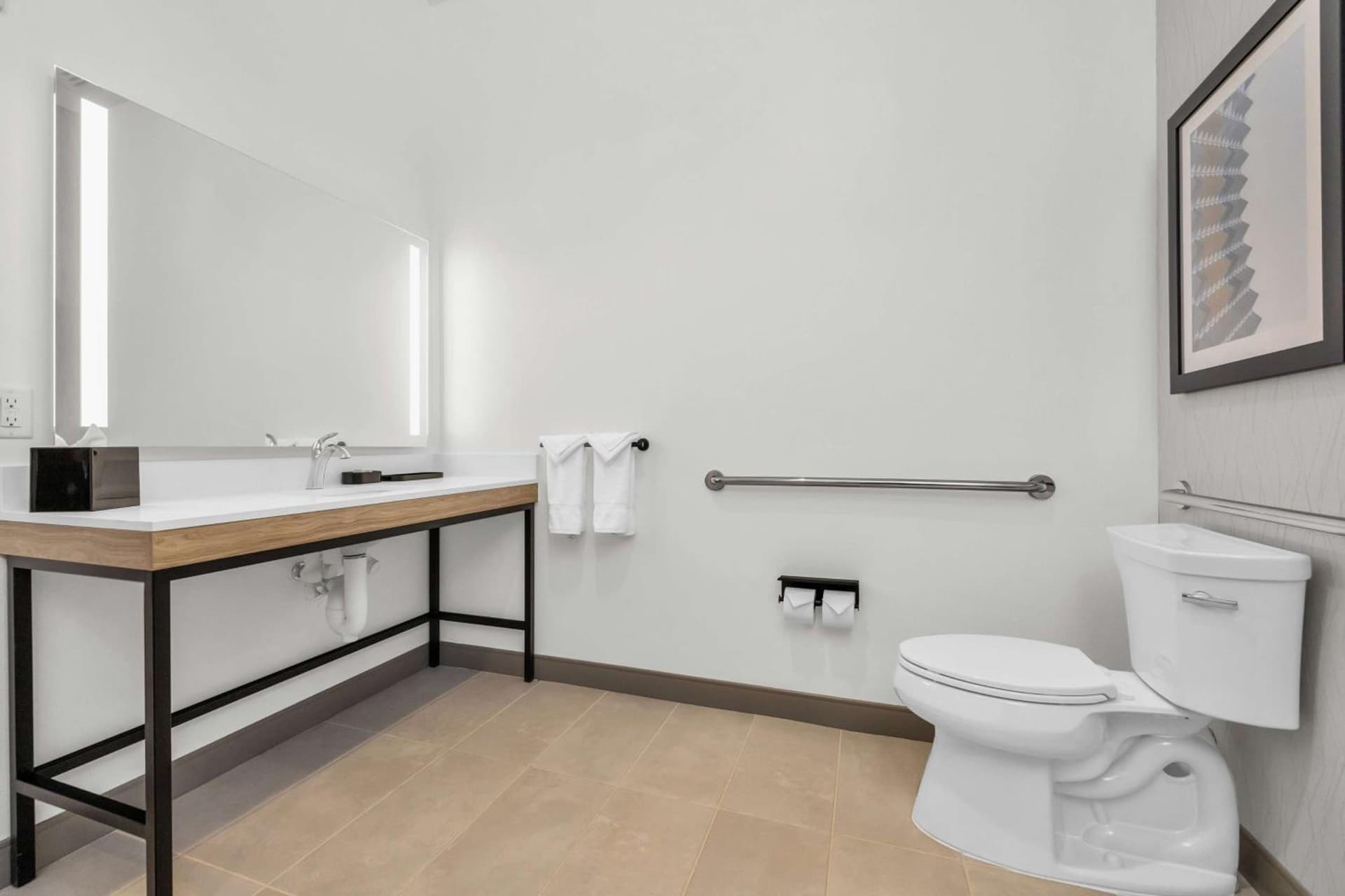 La Quinta Inn & Suites by Wyndham San Jose Airport-Downtown gallery photo in San Jose, CA — image 72