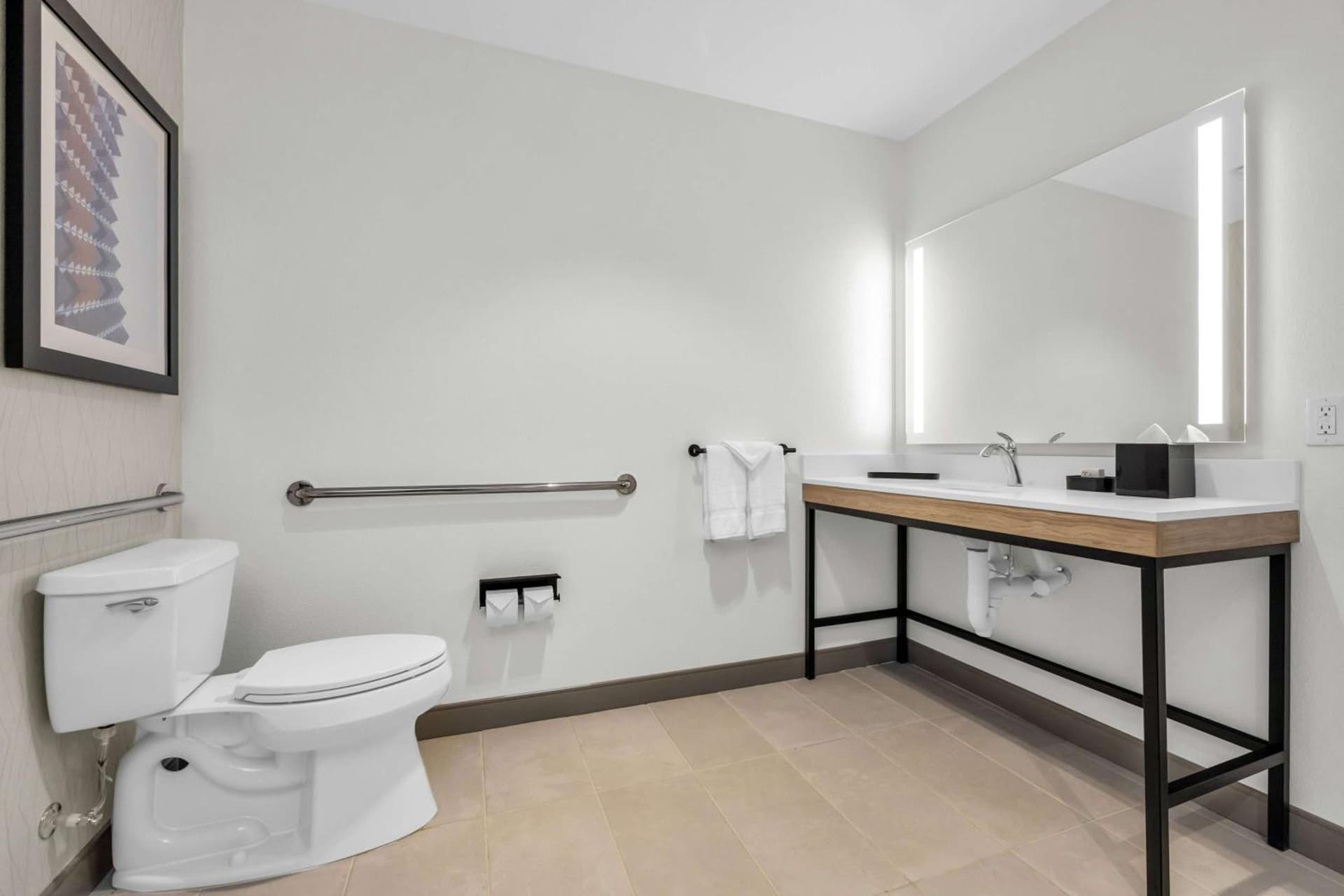 La Quinta Inn & Suites by Wyndham San Jose Airport-Downtown gallery photo in San Jose, CA — image 76