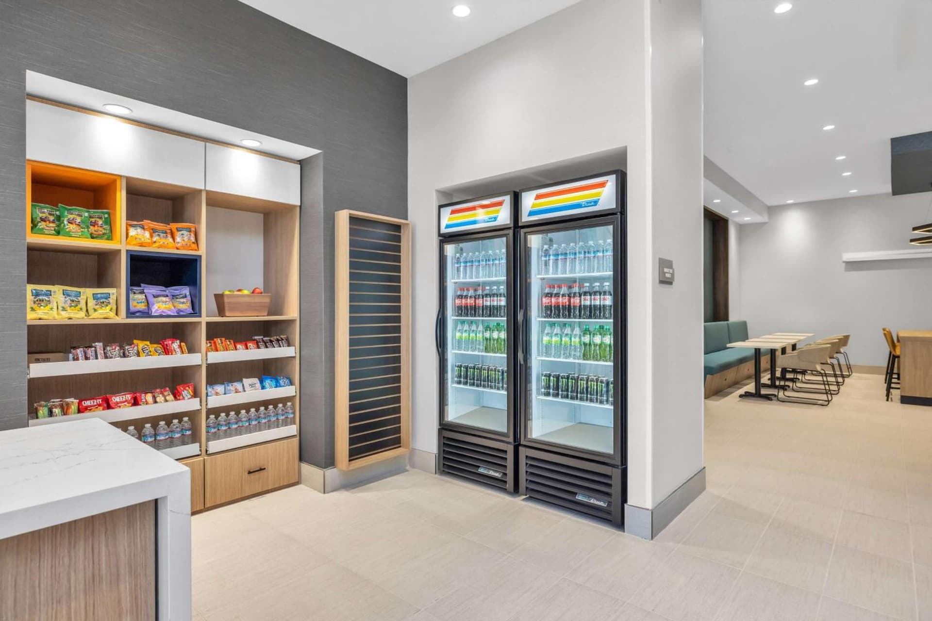 La Quinta Inn & Suites by Wyndham San Jose Airport-Downtown gallery photo in San Jose, CA — image 78