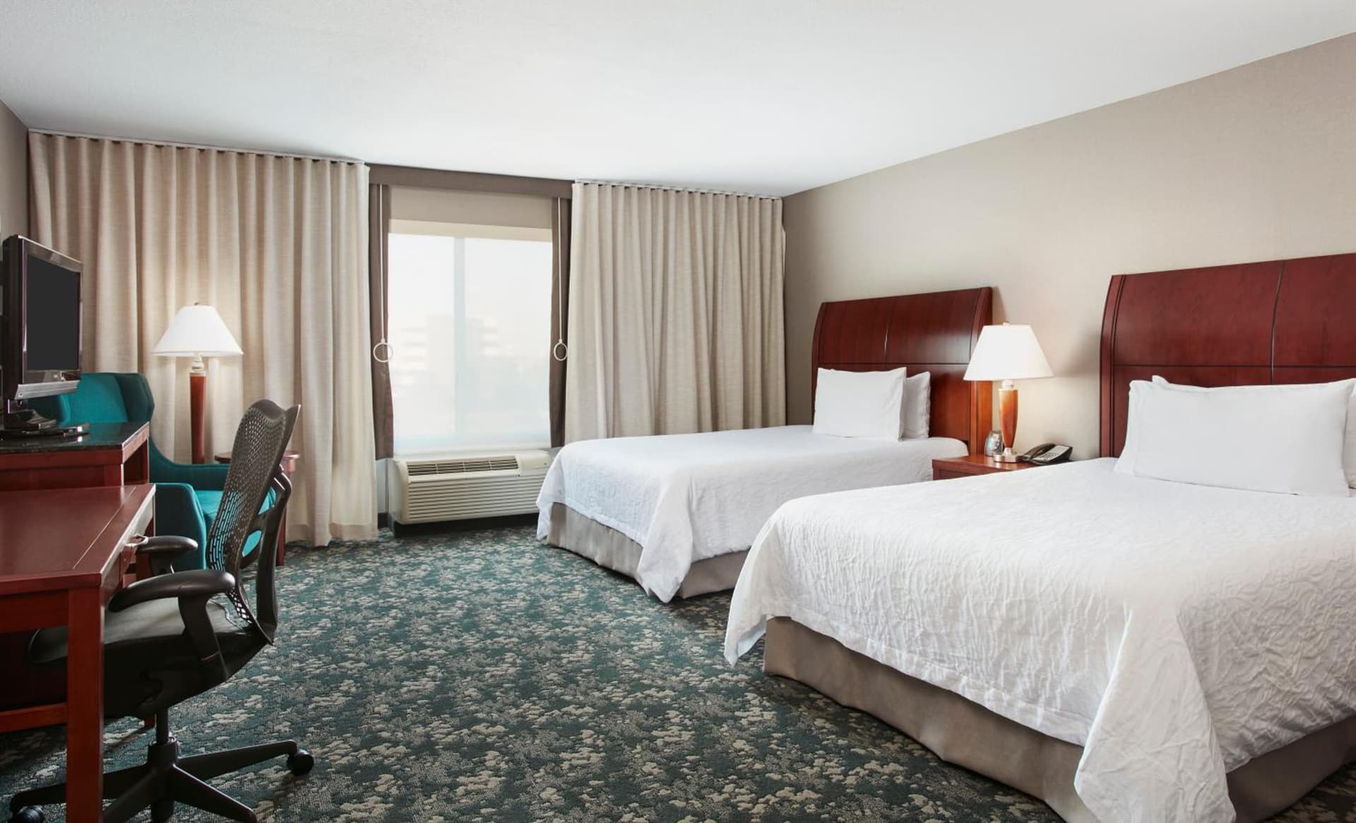 Hilton Garden Inn Schaumburg gallery photo in Schaumburg, IL — image 5
