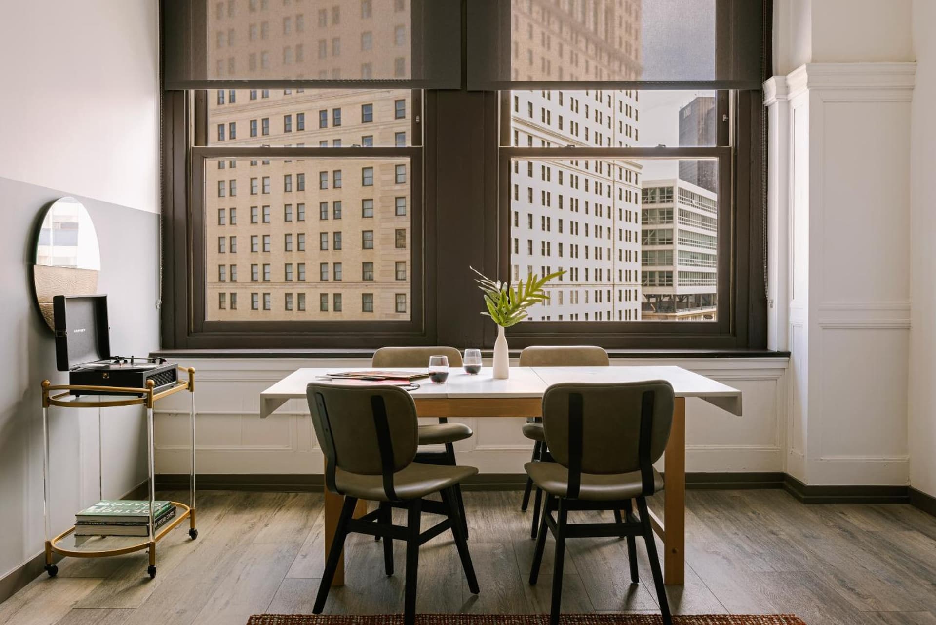 Sonder Gabriel Richard gallery photo in Detroit, MI — image 8