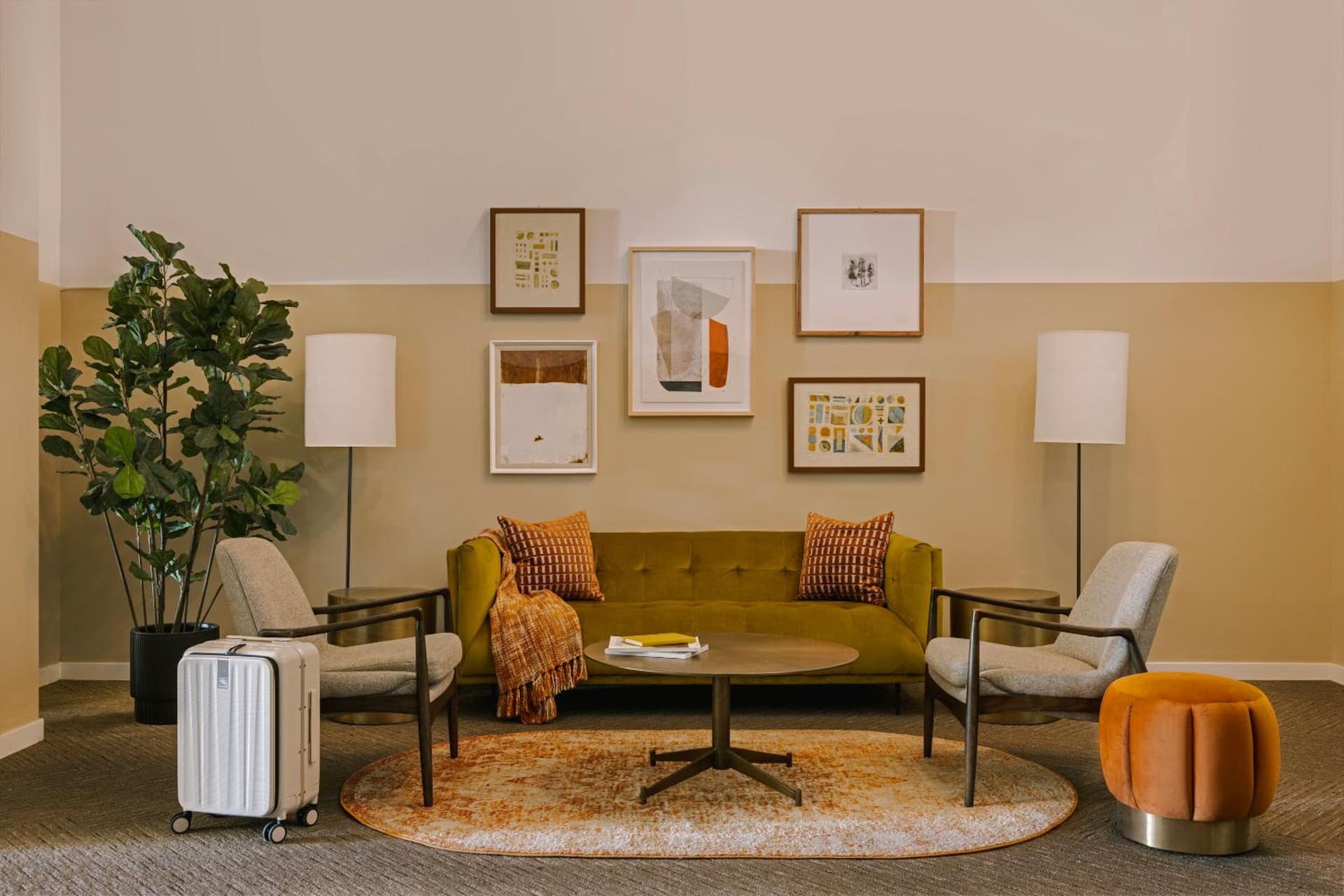 Sonder Gabriel Richard gallery photo in Detroit, MI — image 18