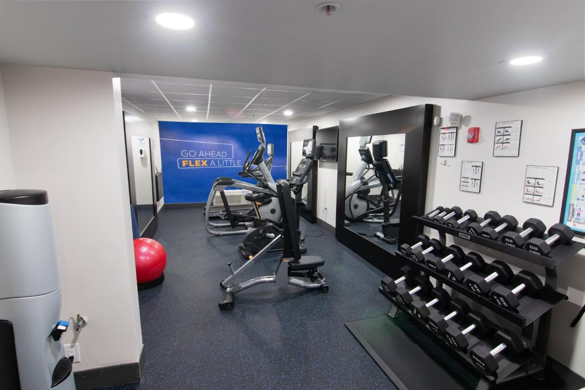 Holiday Inn Express and Suites Fort Lauderdale Airport West by IHG gallery photo in Davie, FL — image 59